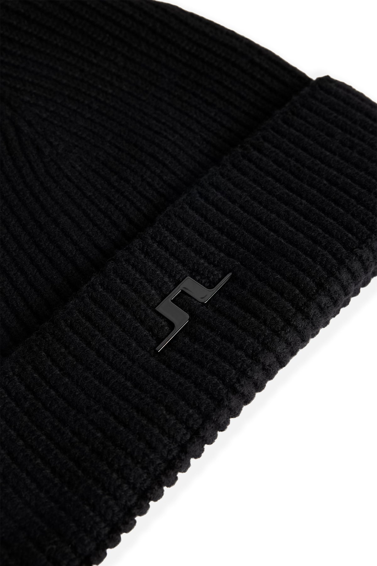 Joaquim  Merino beanie in Black by J.Lindeberg
