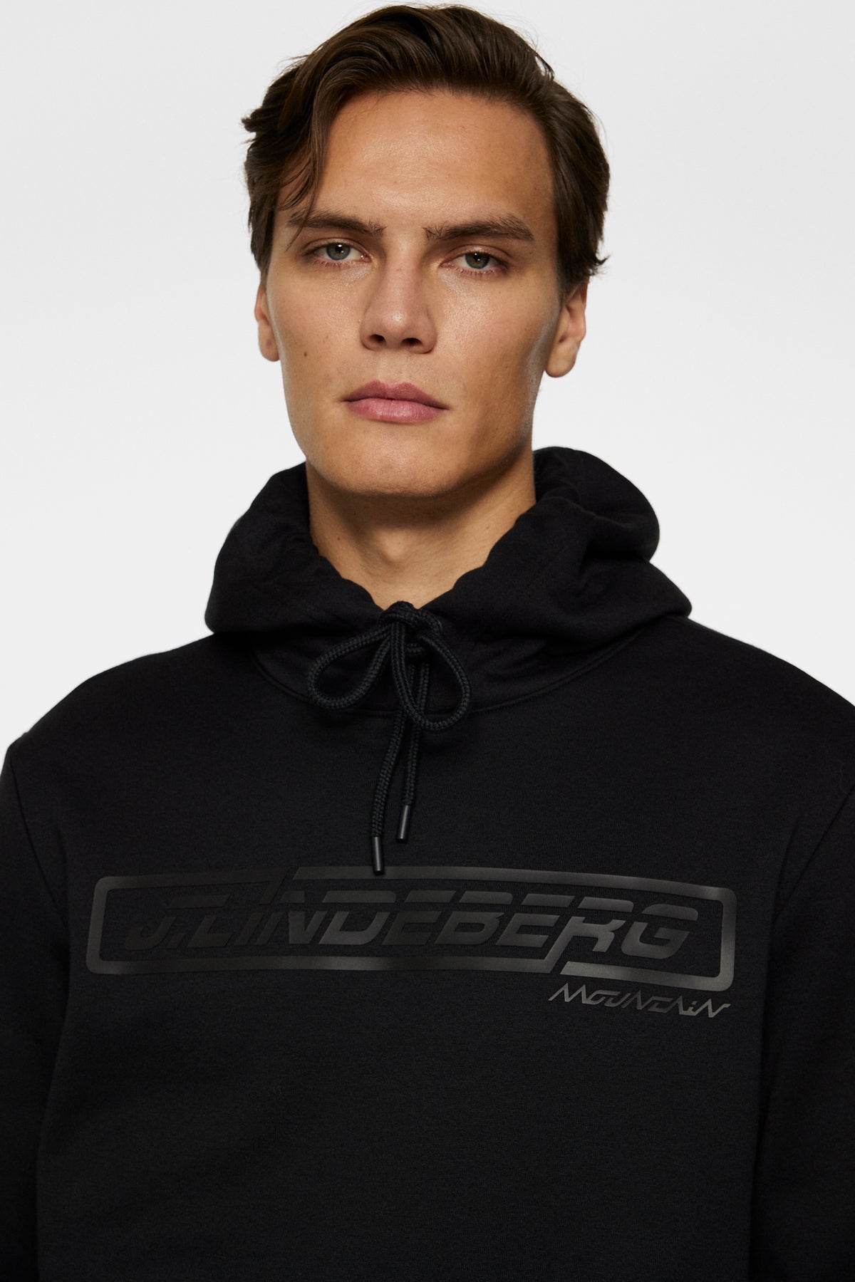 Edgewood Hood in Black by J.Lindeberg