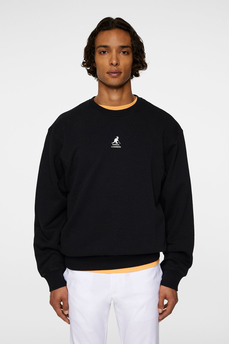 Roberto Crewneck / Black
