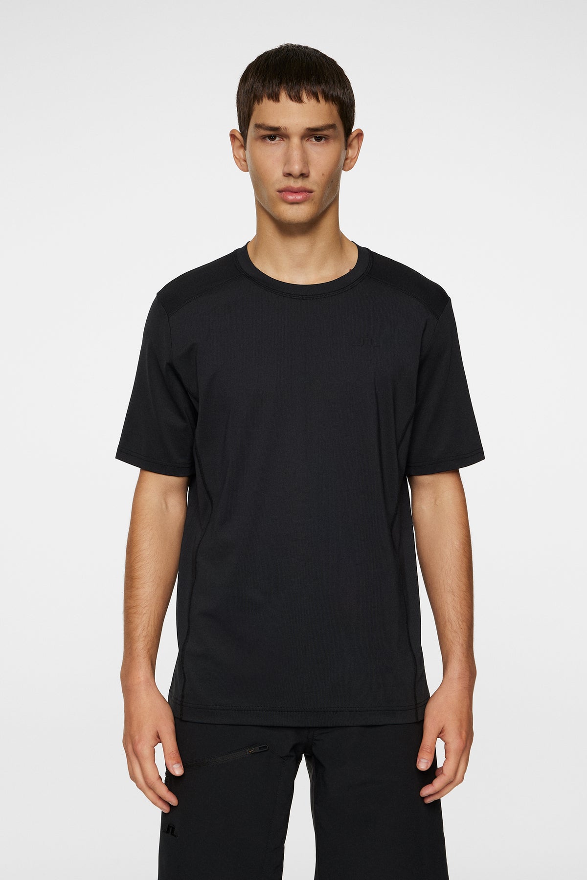 Tomas T-Shirt in Black by J.Lindeberg