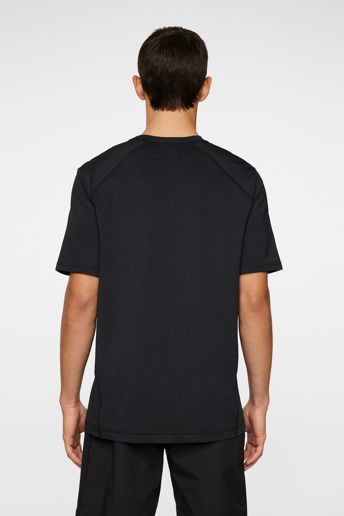 Tomas T-Shirt in Black by J.Lindeberg