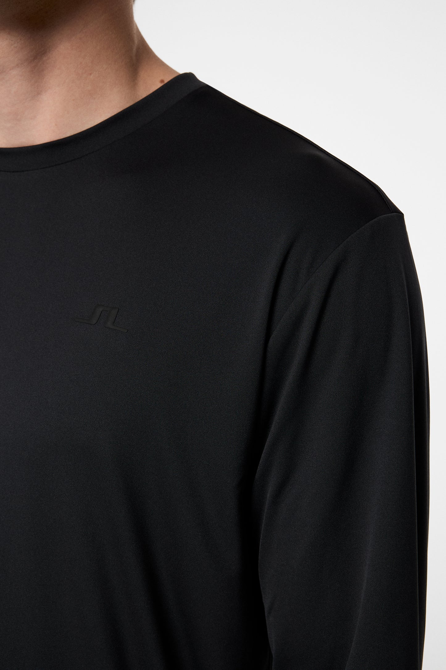 Ade T-shirt LS in Black by J.Lindeberg
