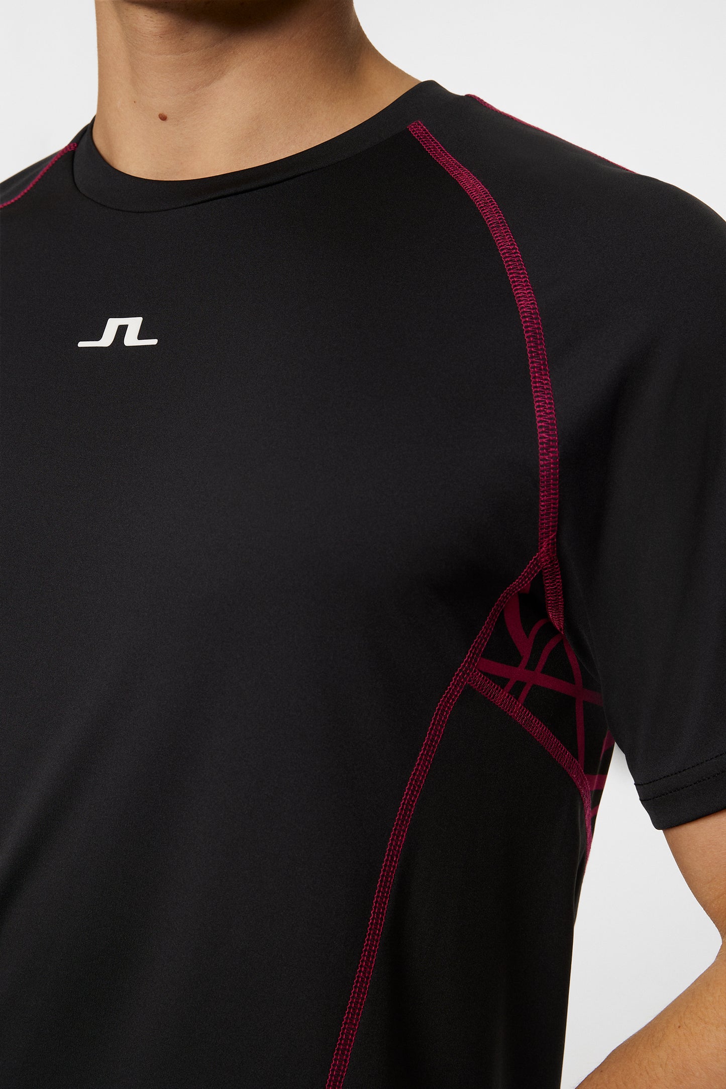 Alfonso Printed T-shirt in Black by J.Lindeberg