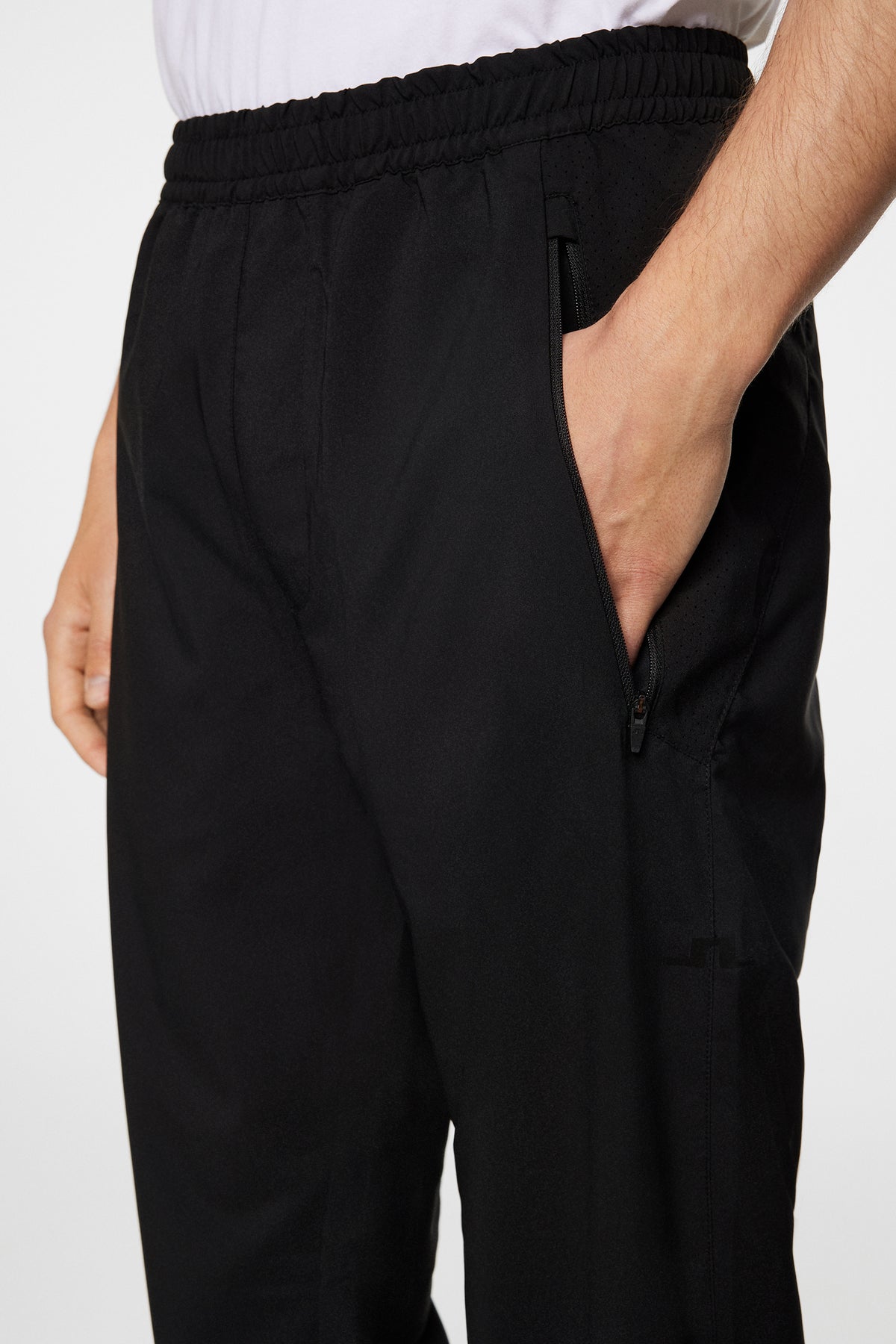 Novo Pro Pack Pant in Black by J.Lindeberg
