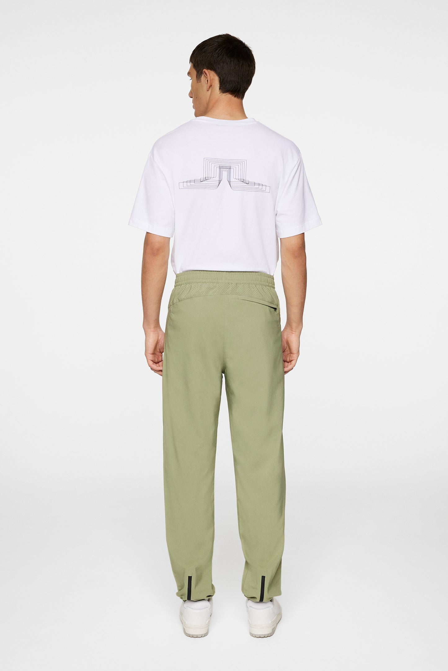 Novo Pro Pack Pant in Oil Green by J.Lindeberg