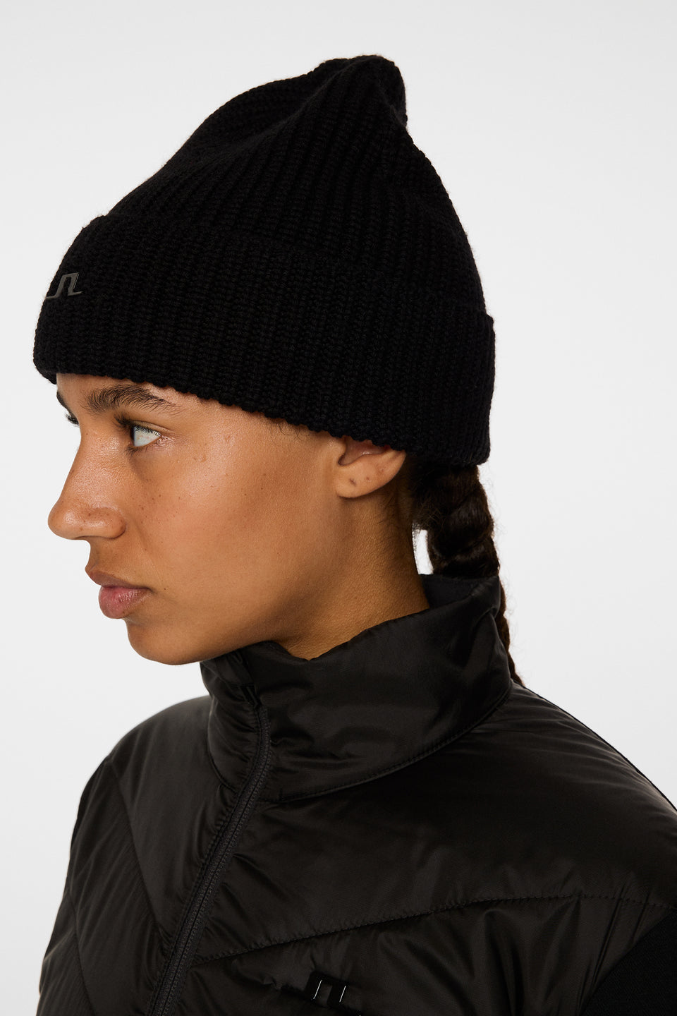 Joan Merino Beanie / Black