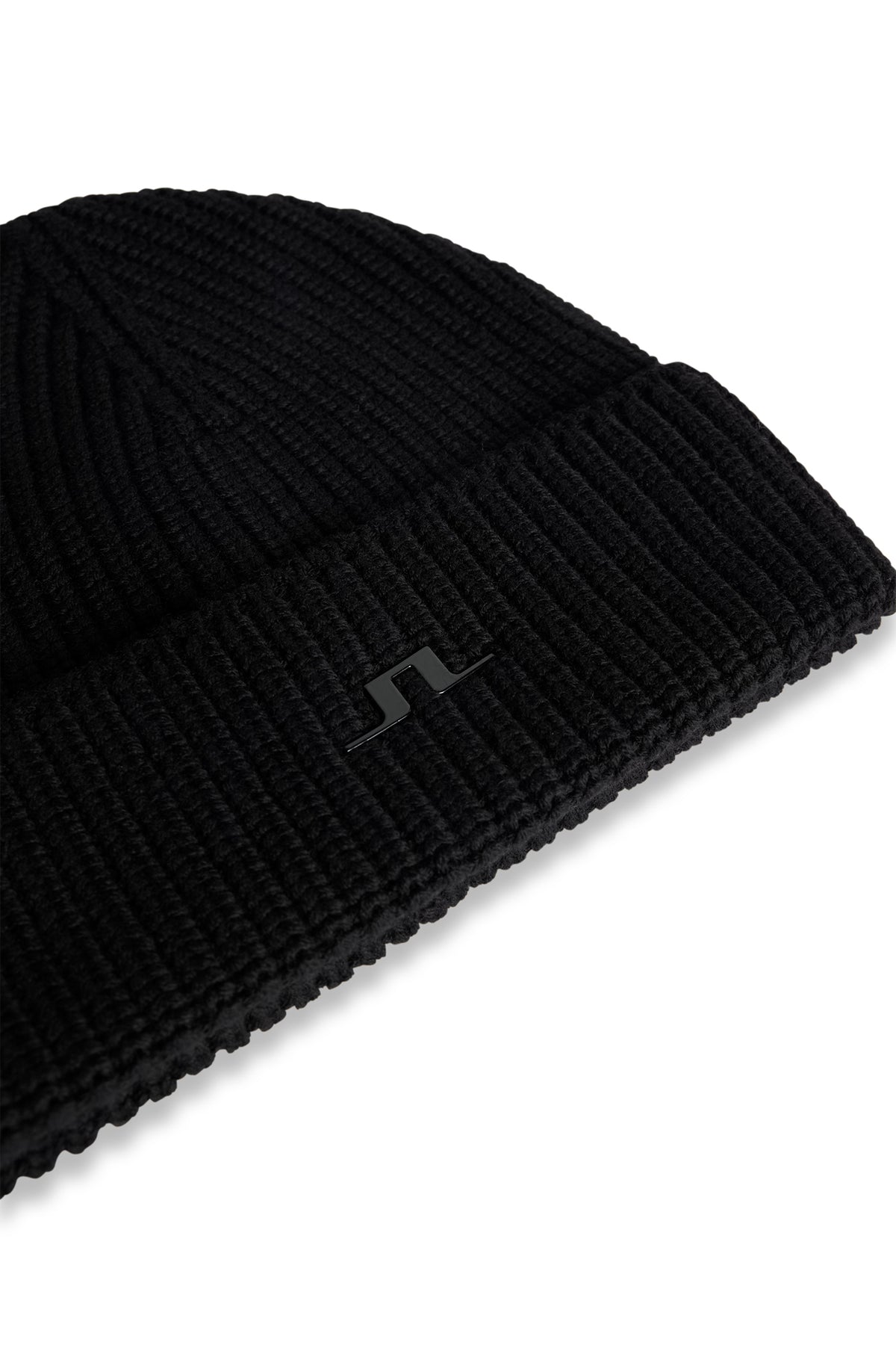 Joan Merino Beanie in Black by J.Lindeberg
