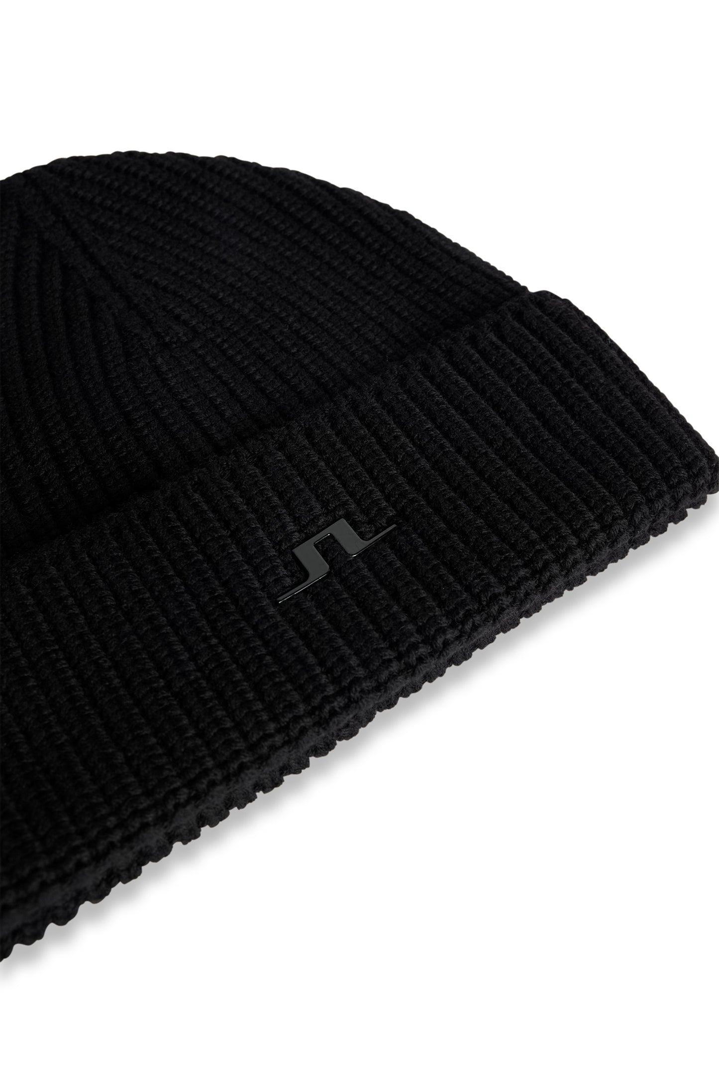 Joan Merino Beanie in Black by J.Lindeberg
