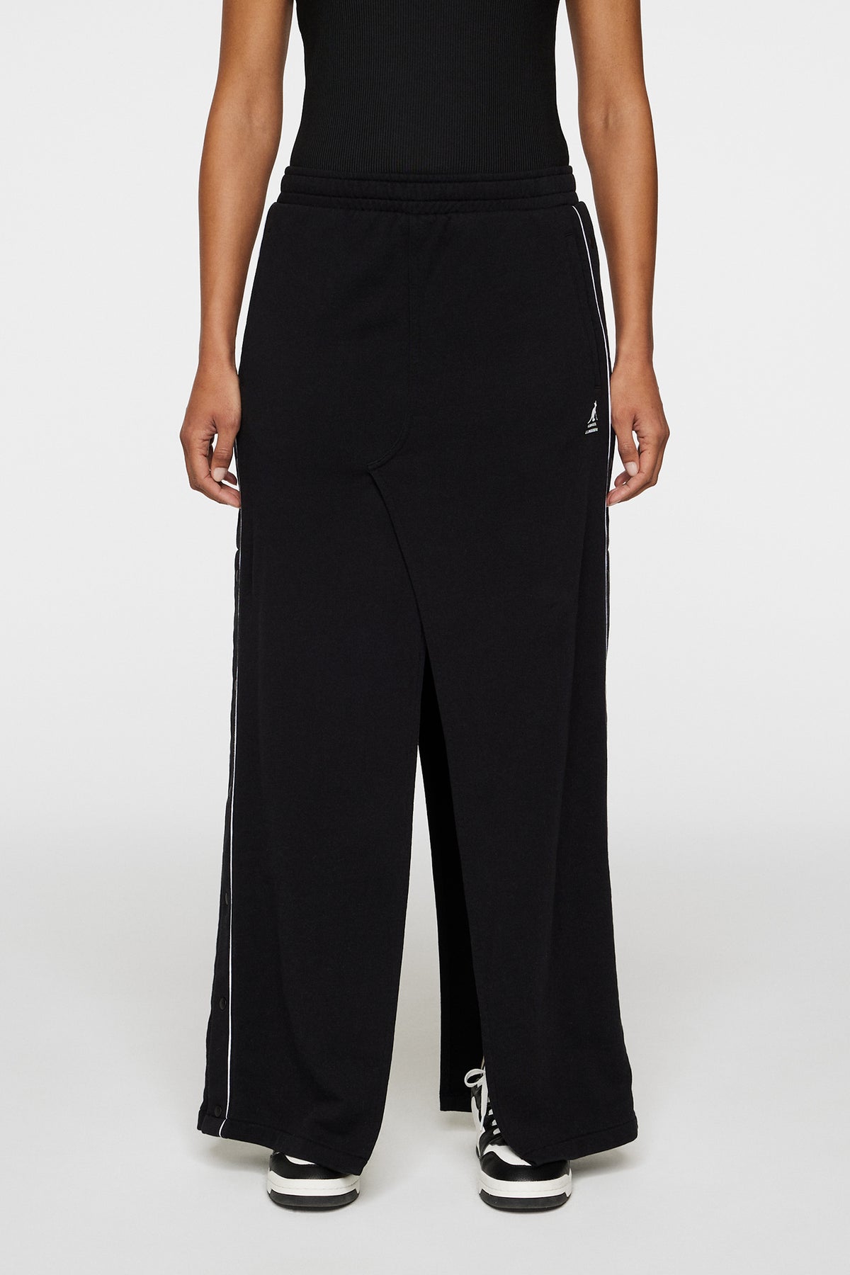 Lisa Sweat Skirt in Black by J.Lindeberg