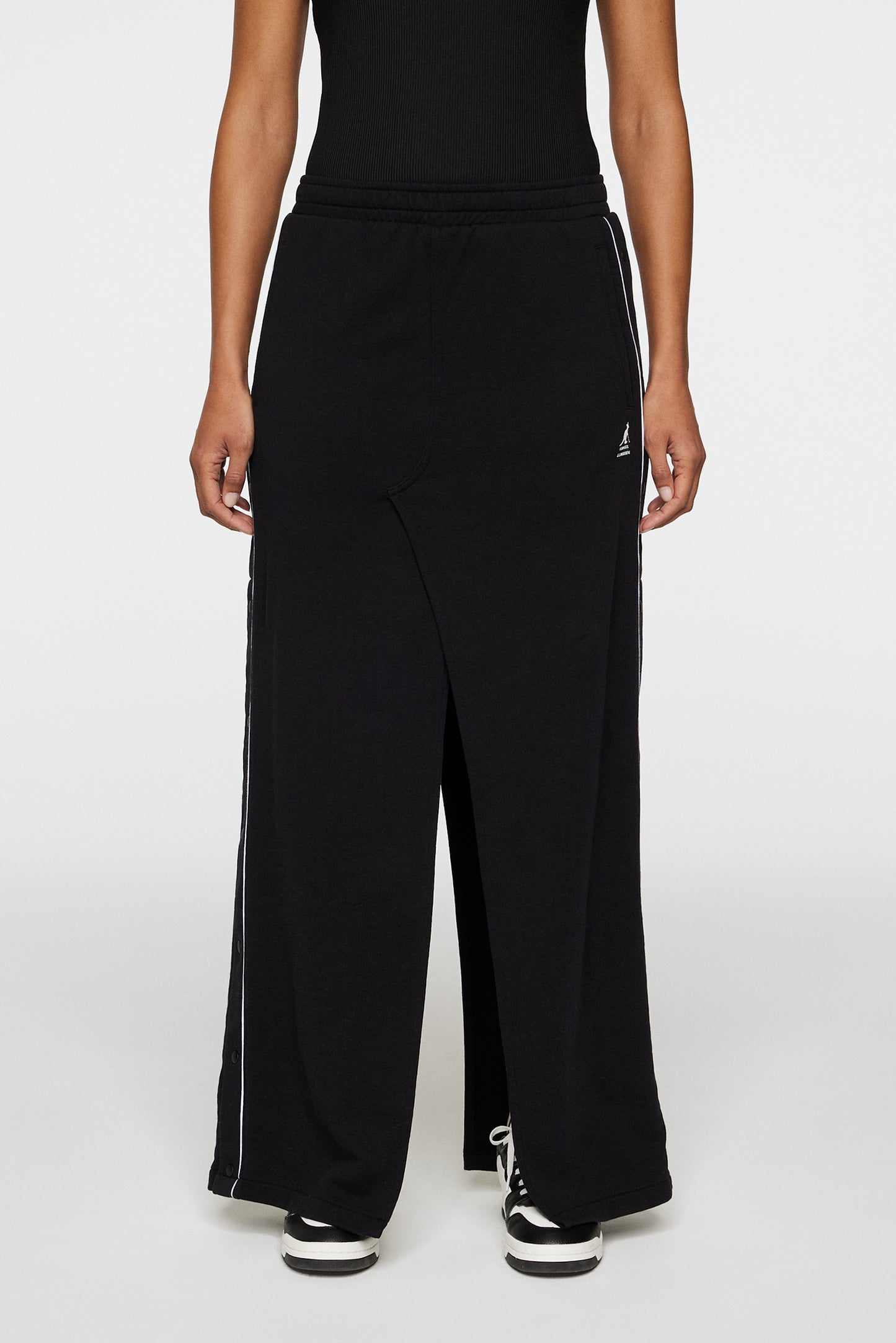 Lisa Sweat Skirt in Black by J.Lindeberg