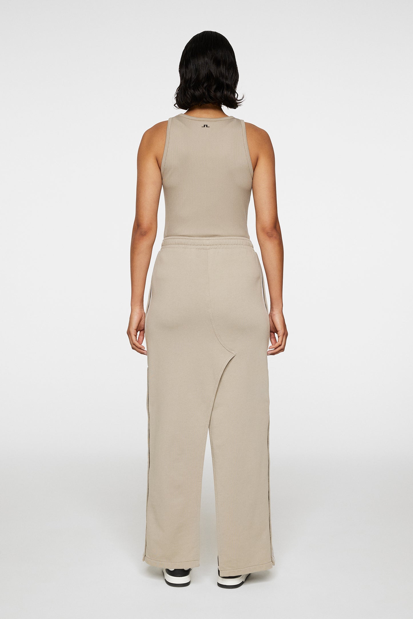 Lisa Sweat Skirt in Vintage Khaki by J.Lindeberg