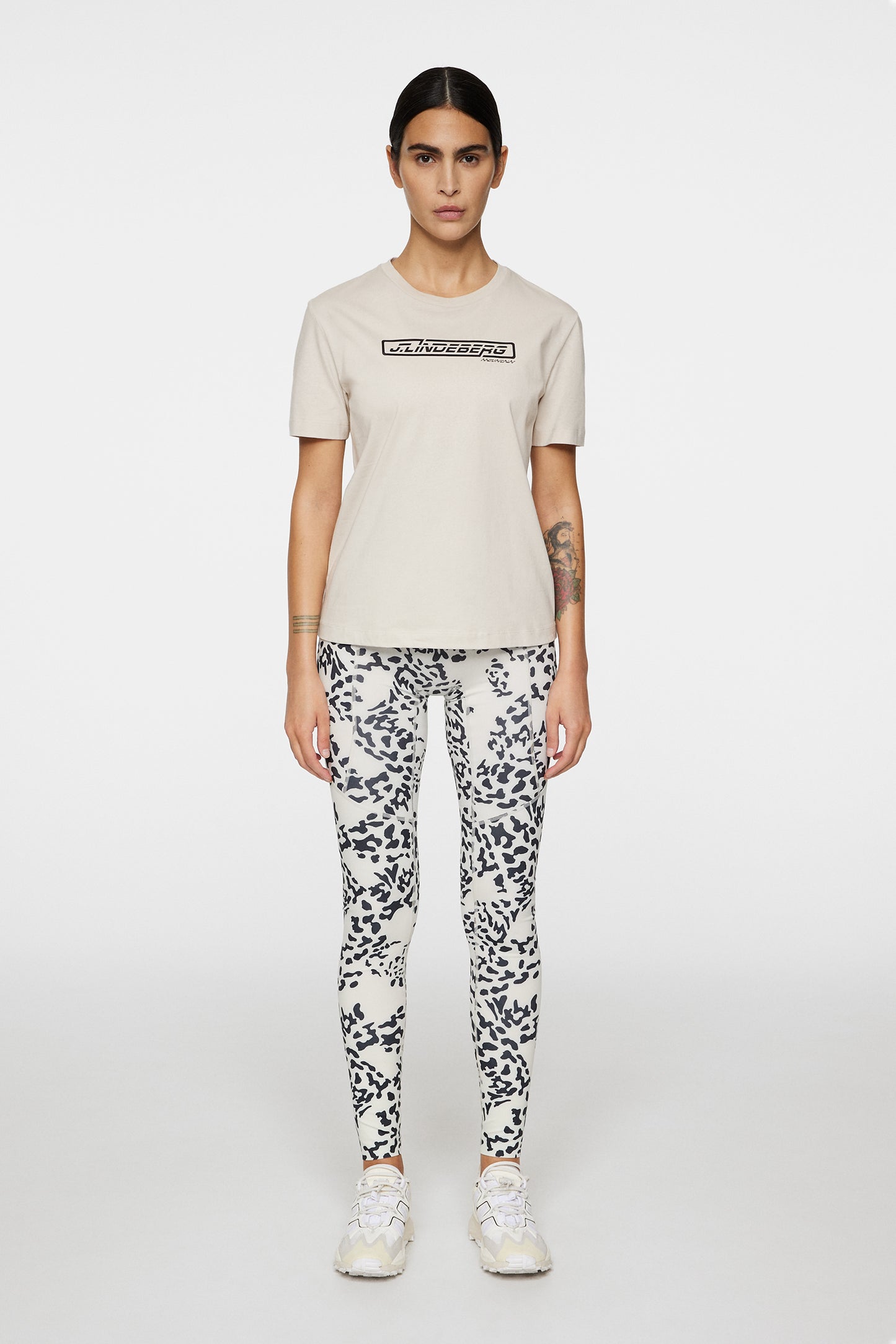 Laurel T-shirt in Moonbeam by J.Lindeberg