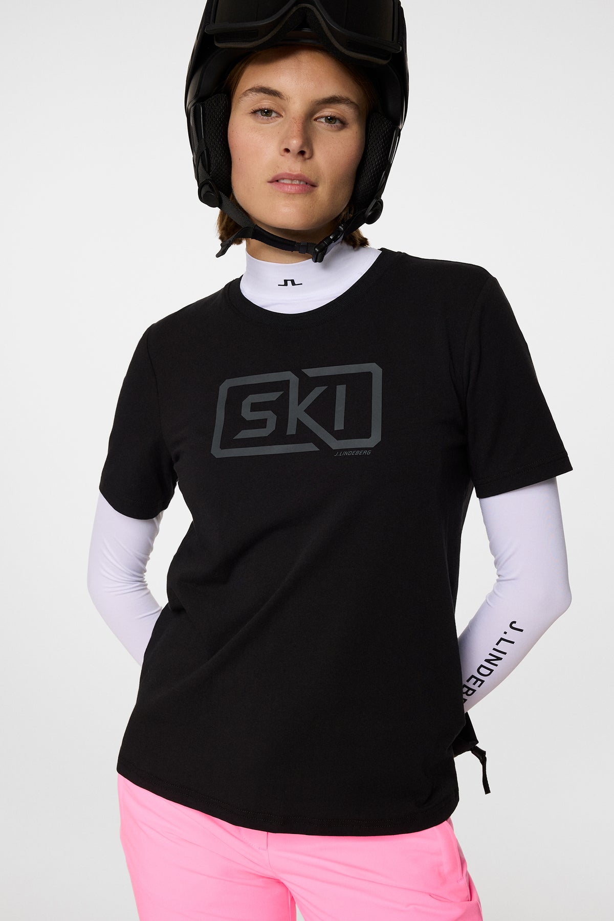 Malia T-shirt in Black by J.Lindeberg