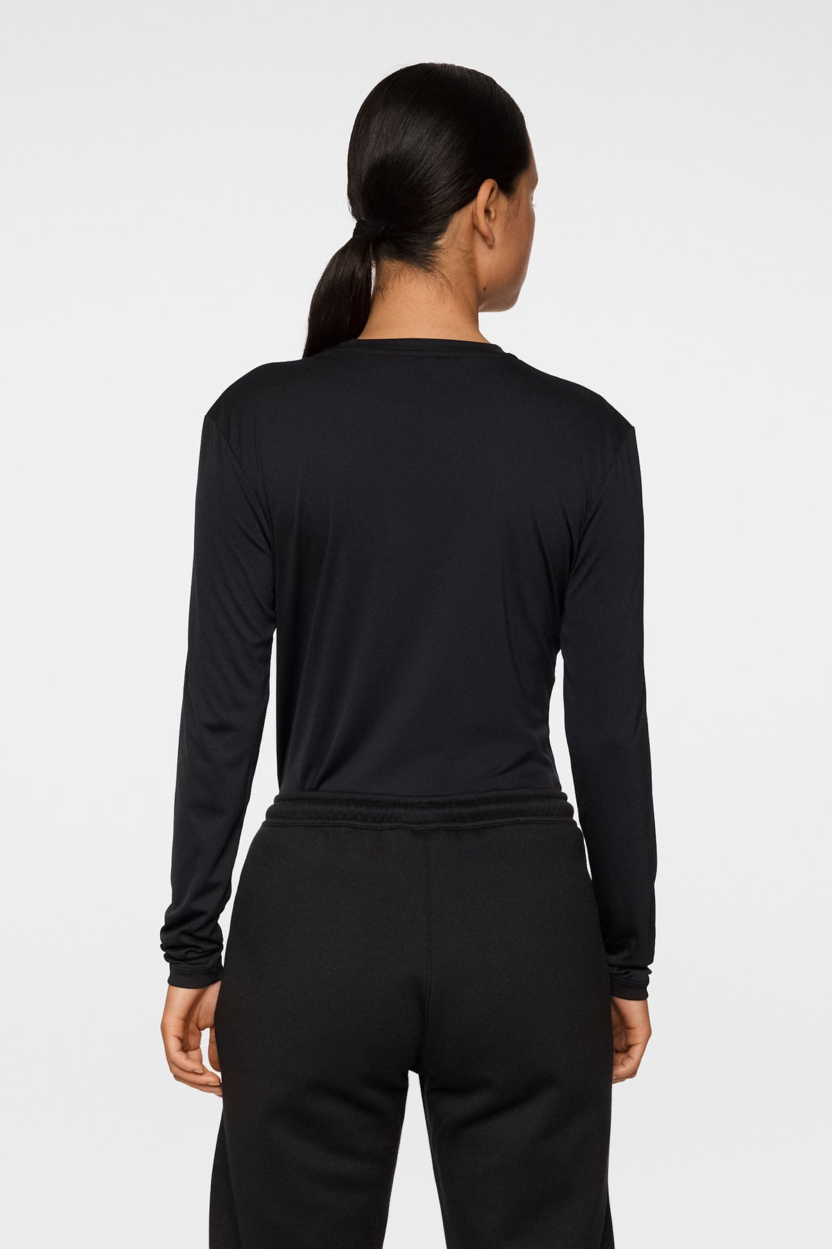 Ada LS T-shirt in Black by J.Lindeberg