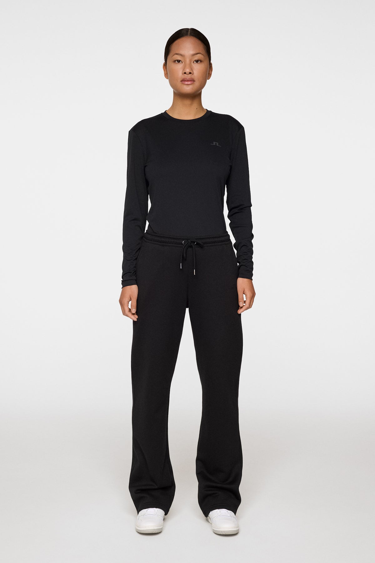 Ada LS T-shirt in Black by J.Lindeberg