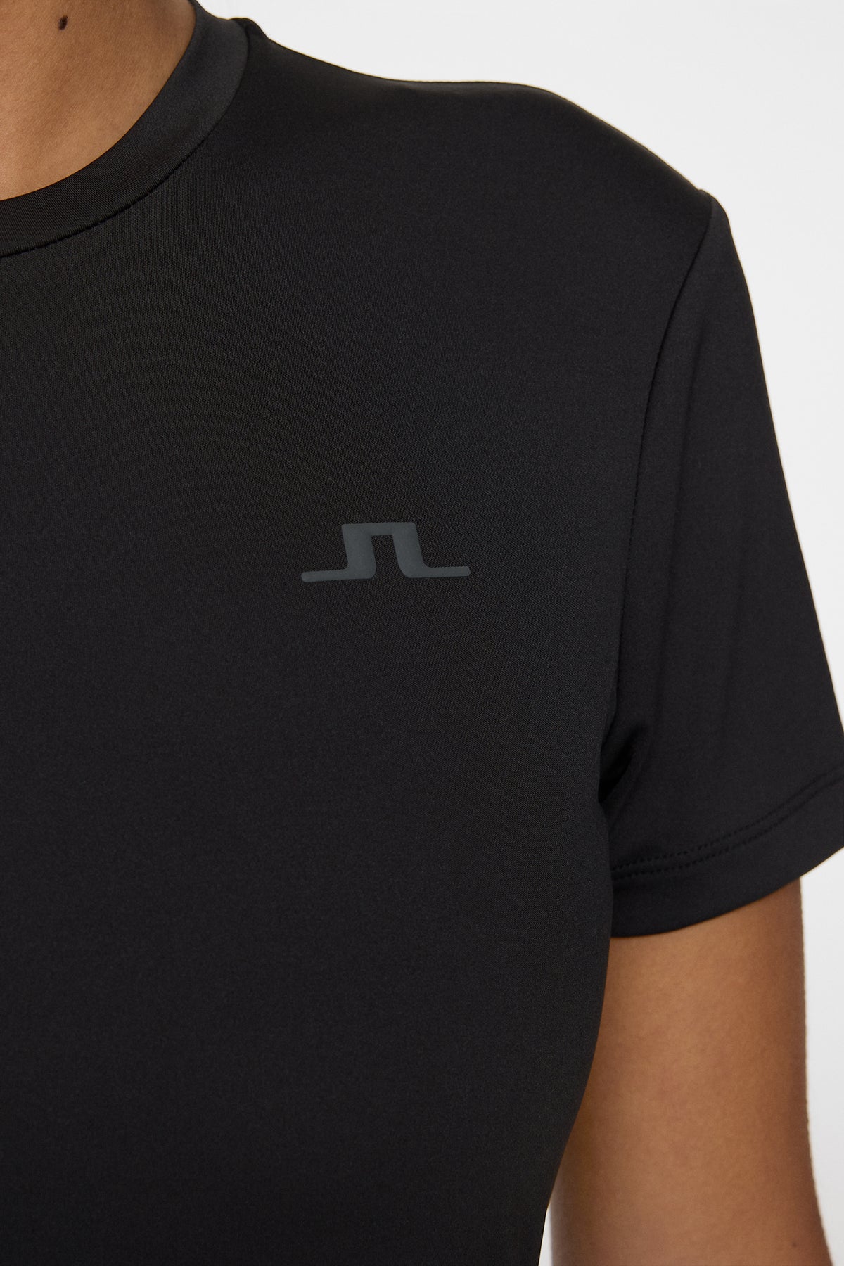 Ada T-shirt in Black by J.Lindeberg