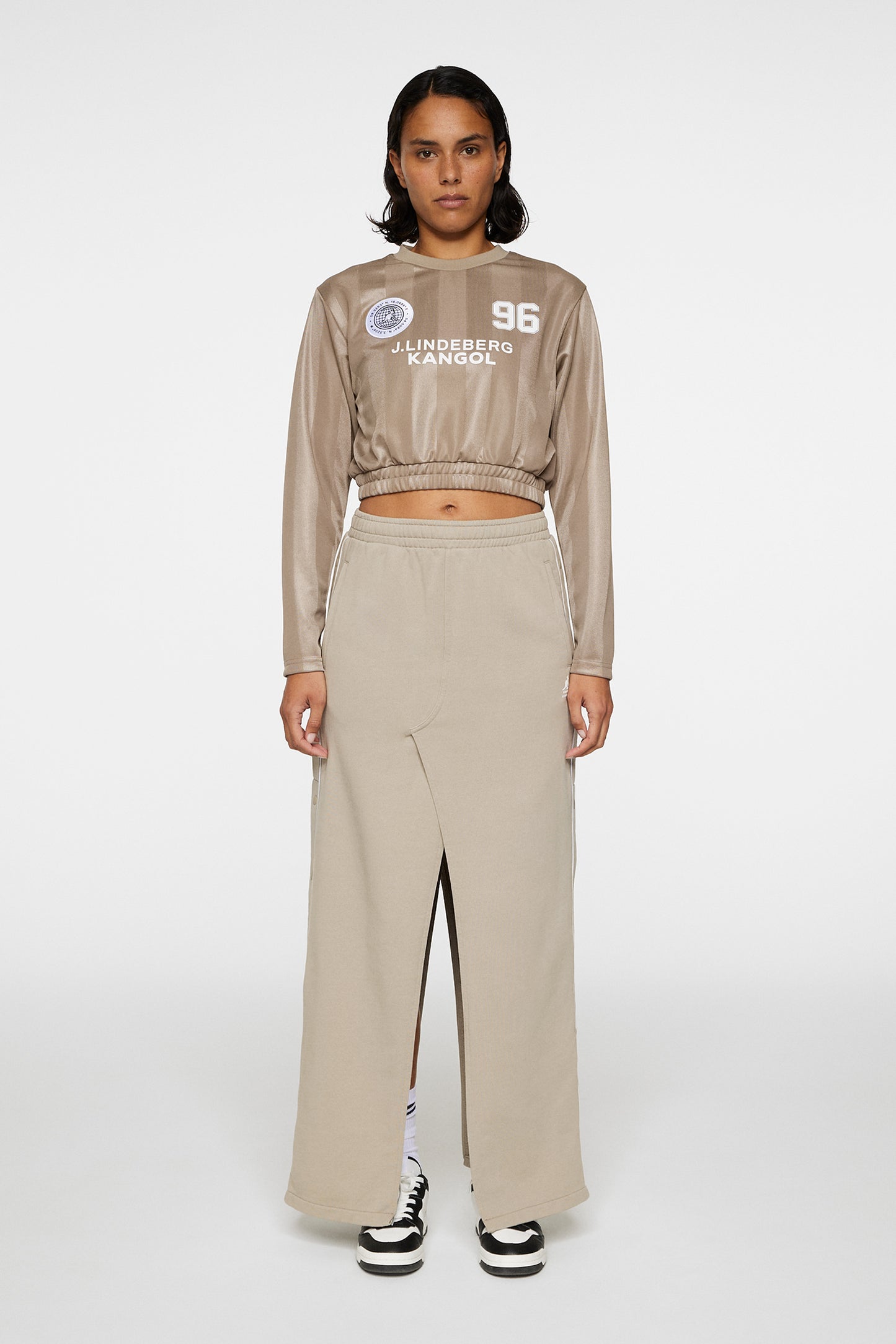 Fiona Football Jersey in Vintage Khaki by J.Lindeberg