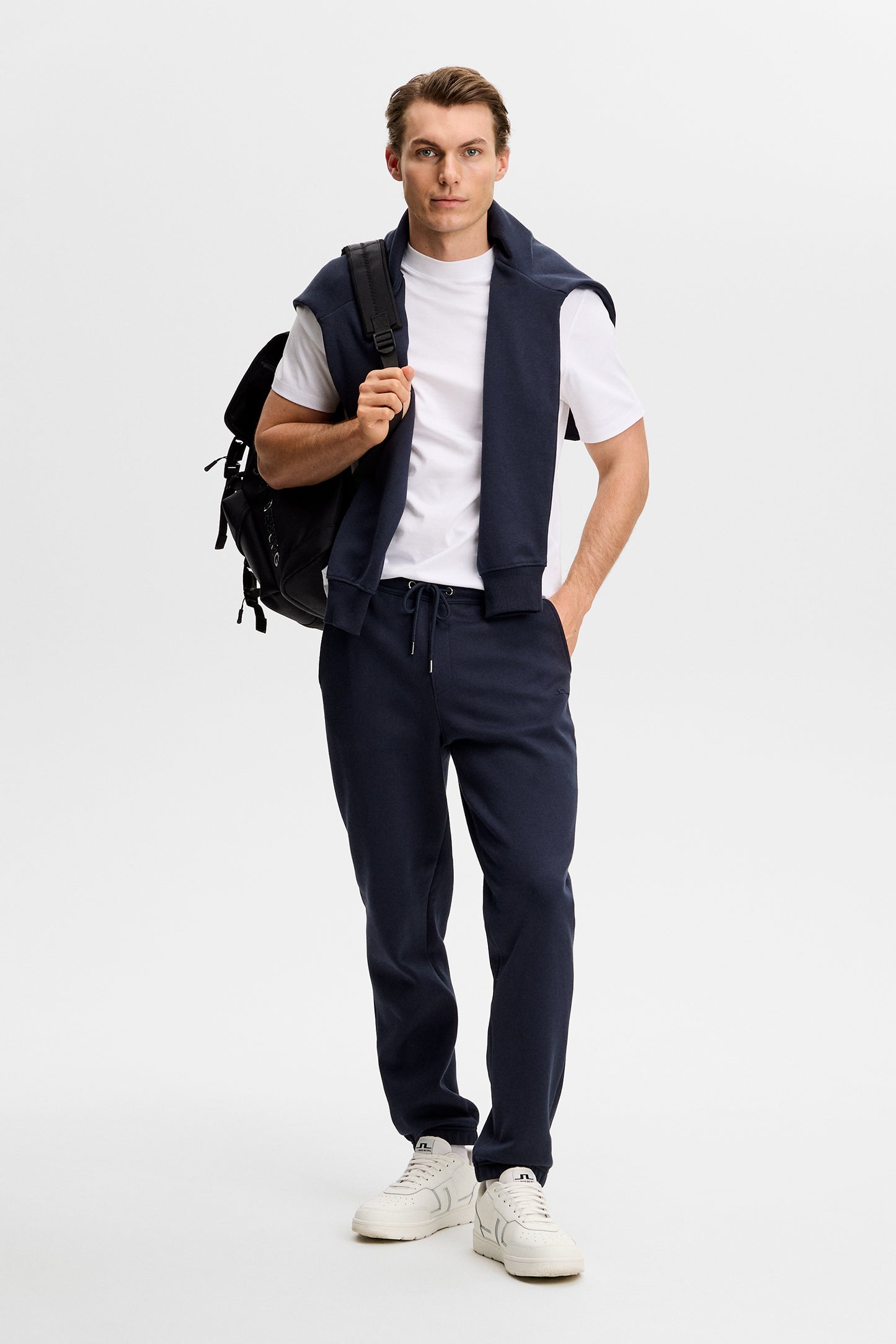 Alpha pant in JL Navy by J.Lindeberg
