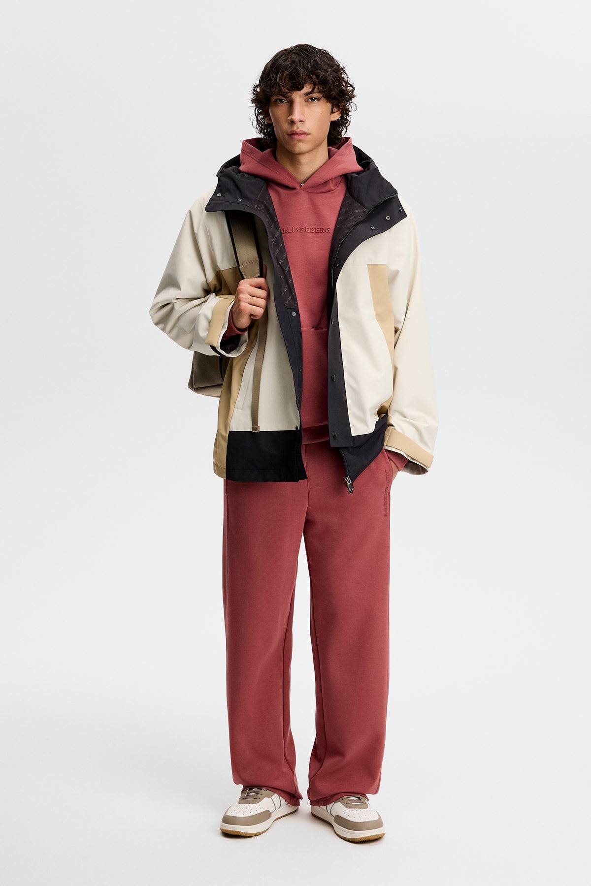 Club Hood in Apple Butter by J.Lindeberg