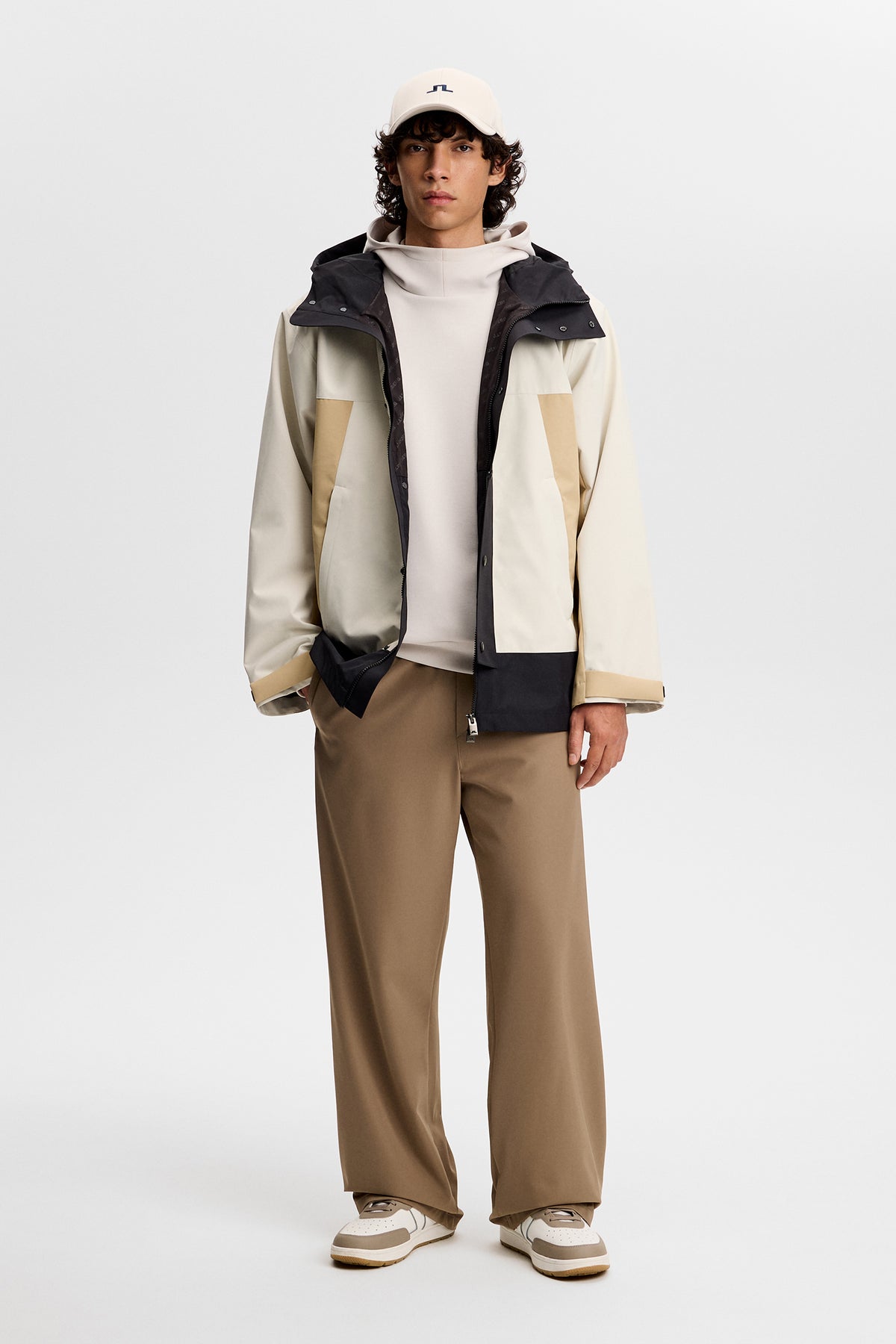 Icon Hood in Moonbeam by J.Lindeberg