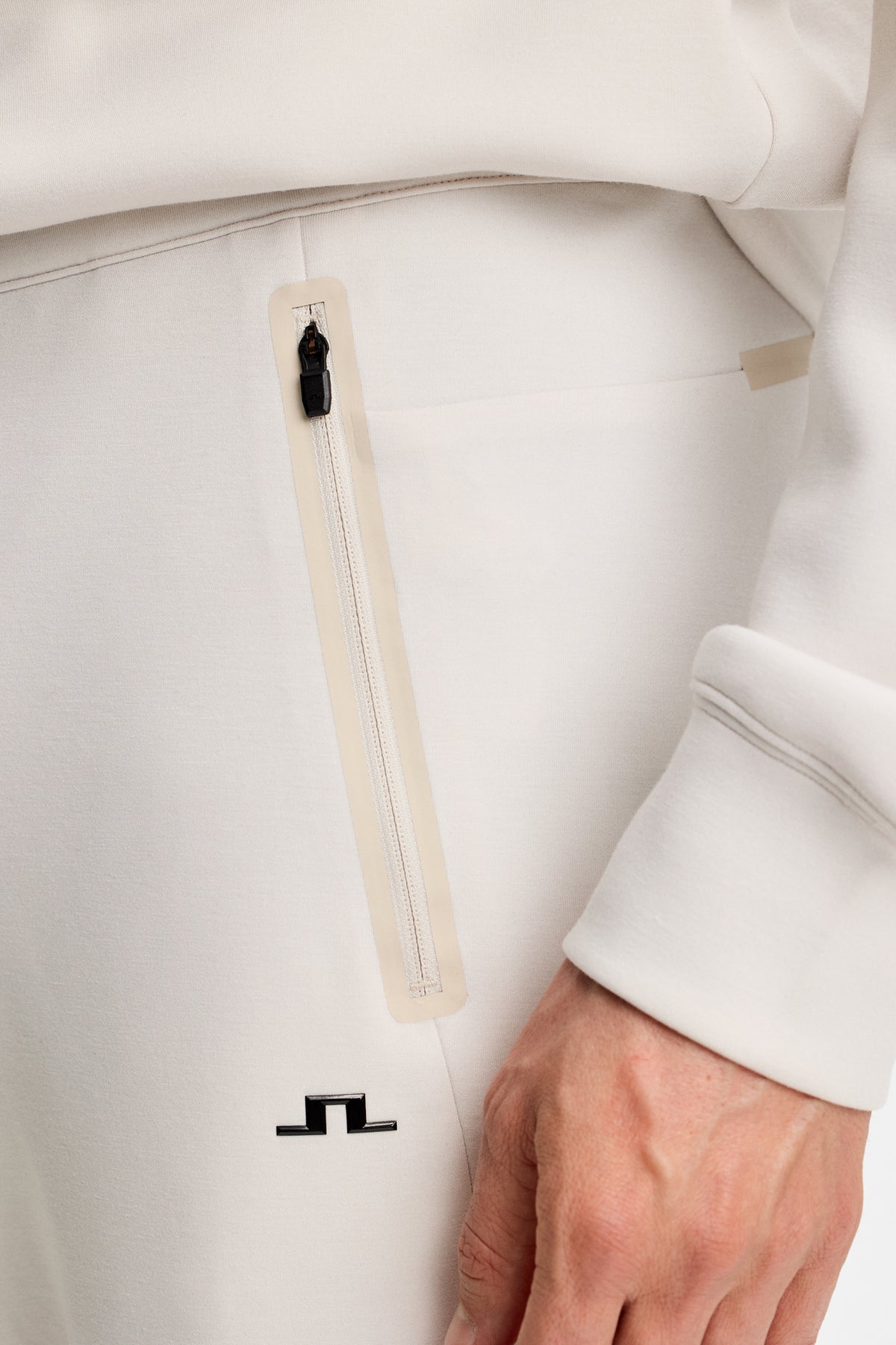 Icon Sweatpants in Moonbeam by J.Lindeberg