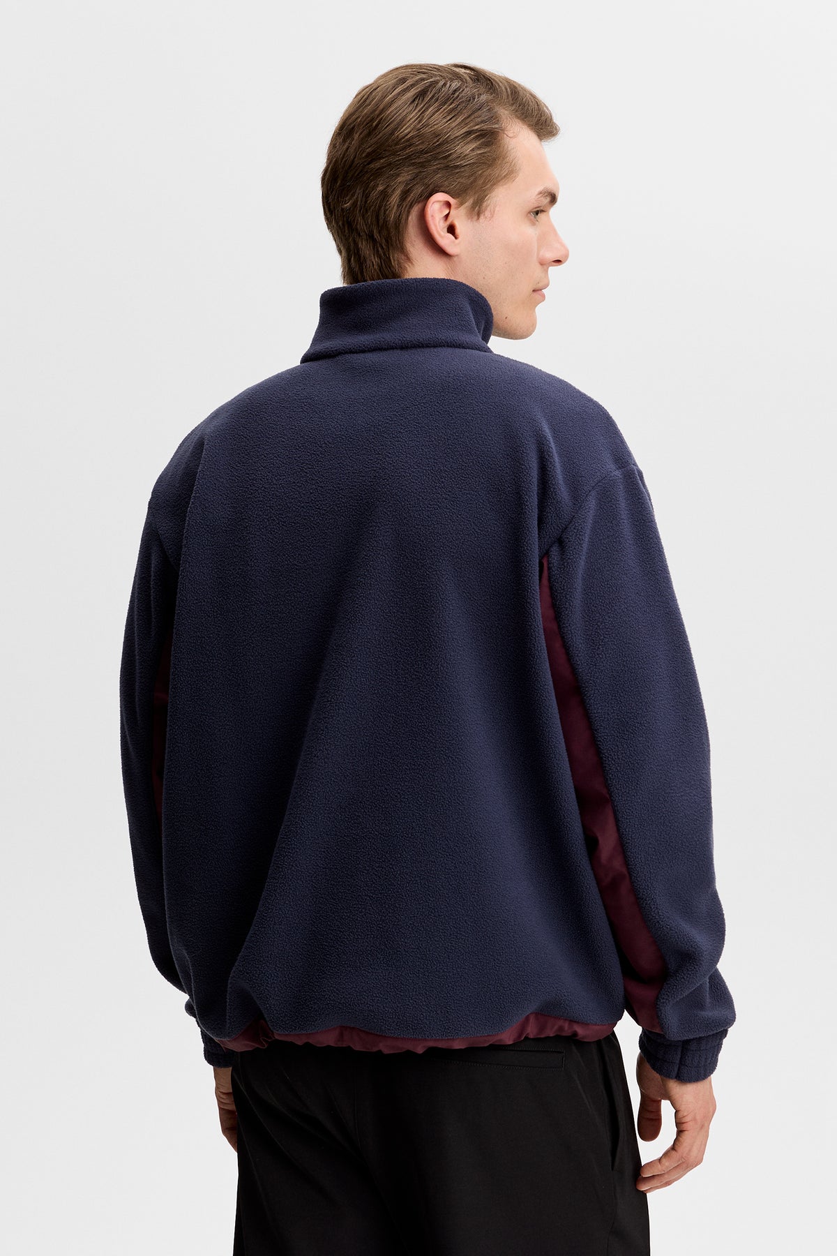 Quinn Hybrid Sweatshirt in JL Navy by J.Lindeberg
