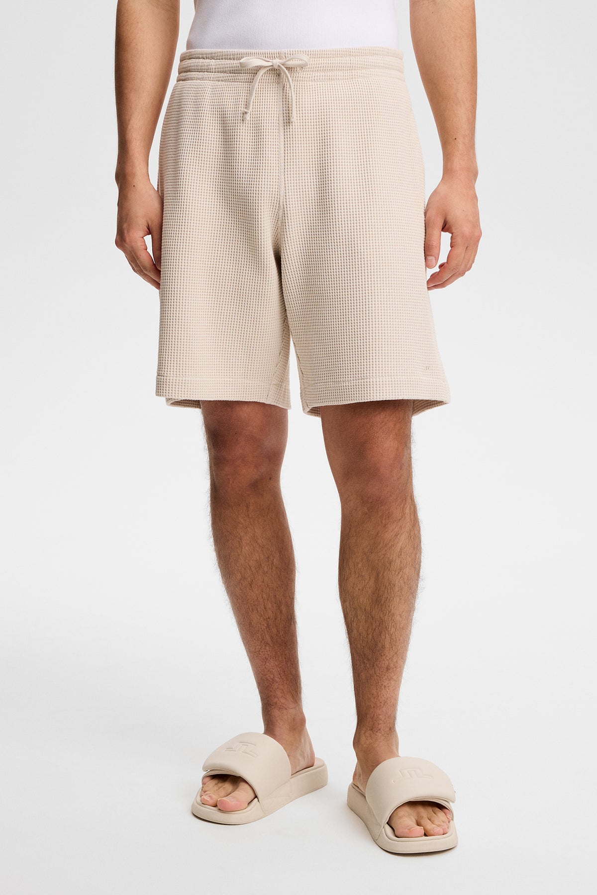 Simon Waffle Shorts in Moonbeam by J.Lindeberg
