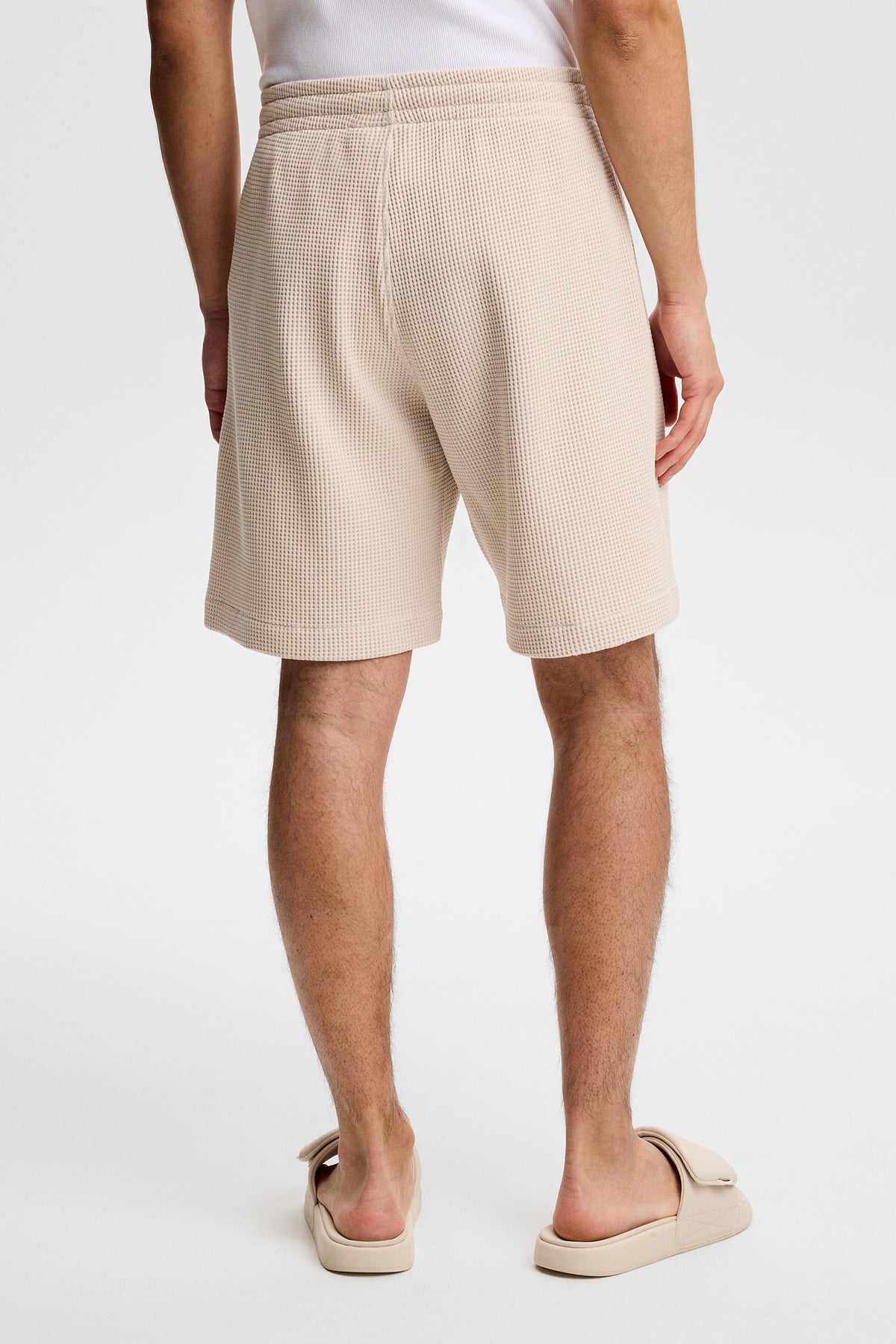 Simon Waffle Shorts in Moonbeam by J.Lindeberg