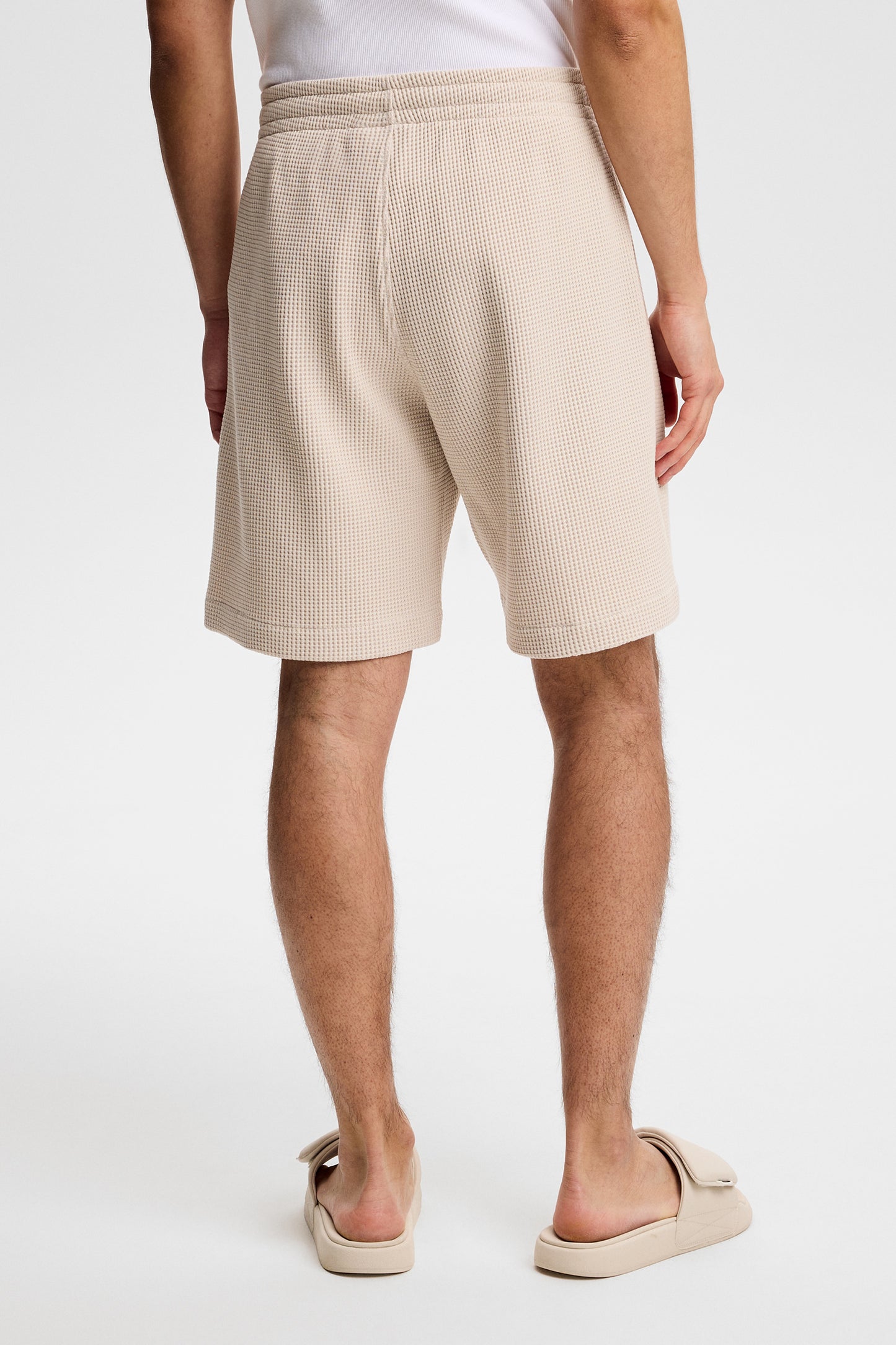 Simon Waffle Shorts in Moonbeam by J.Lindeberg