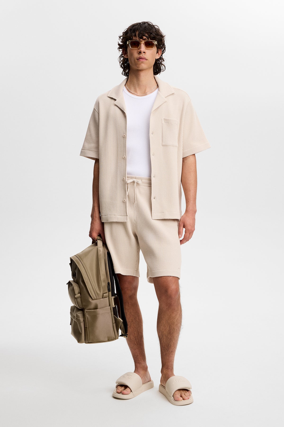 Simon Waffle Shorts in Moonbeam by J.Lindeberg