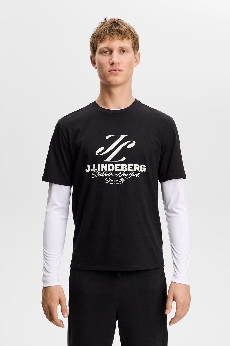 Alpha Graphic T-shirt / Black