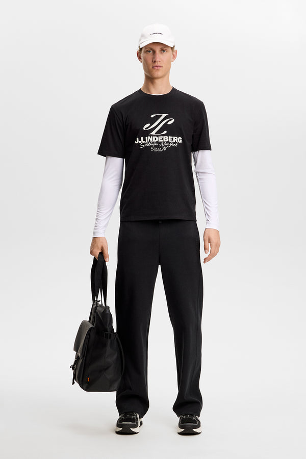 Alpha Graphic T-shirt / Black