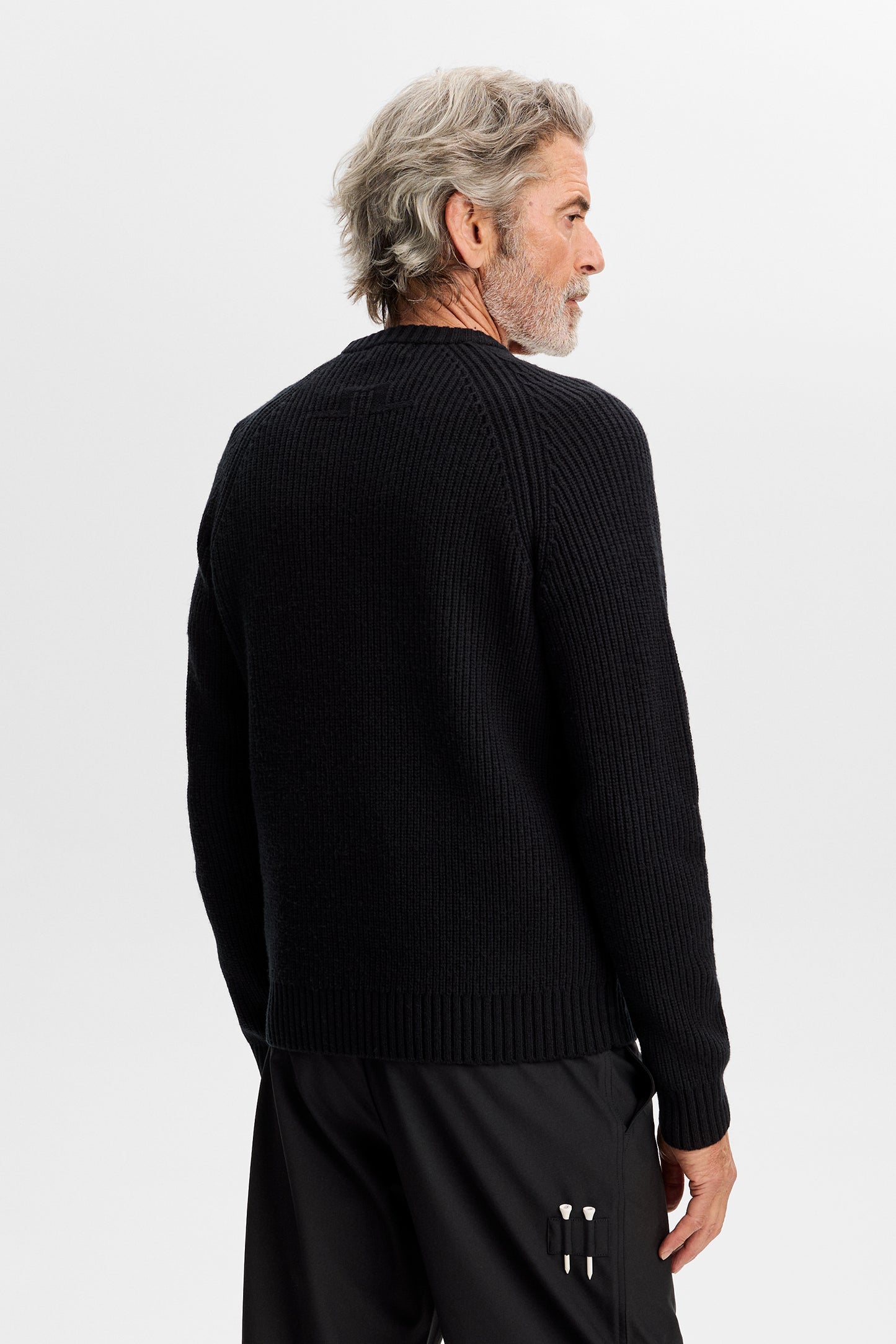 Hallow Knitted Crew Neck in Black by J.Lindeberg