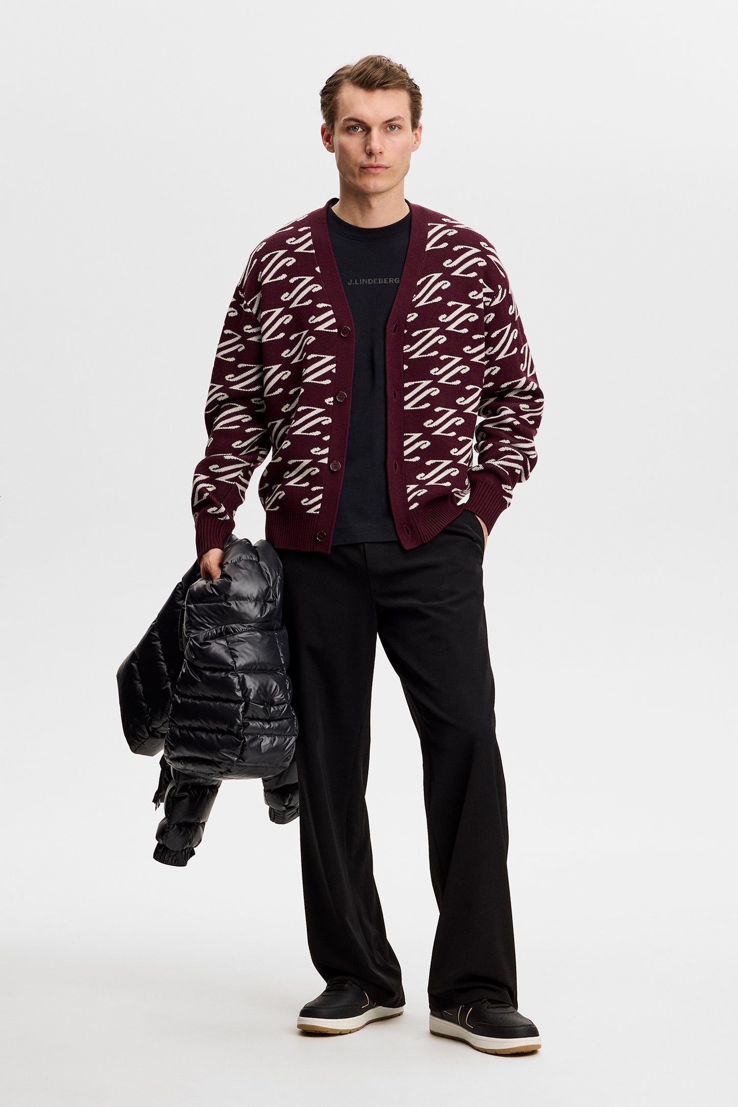 Denny Jacquard Cardigan in Cardi Jacquard - Winetasting by J.Lindeberg