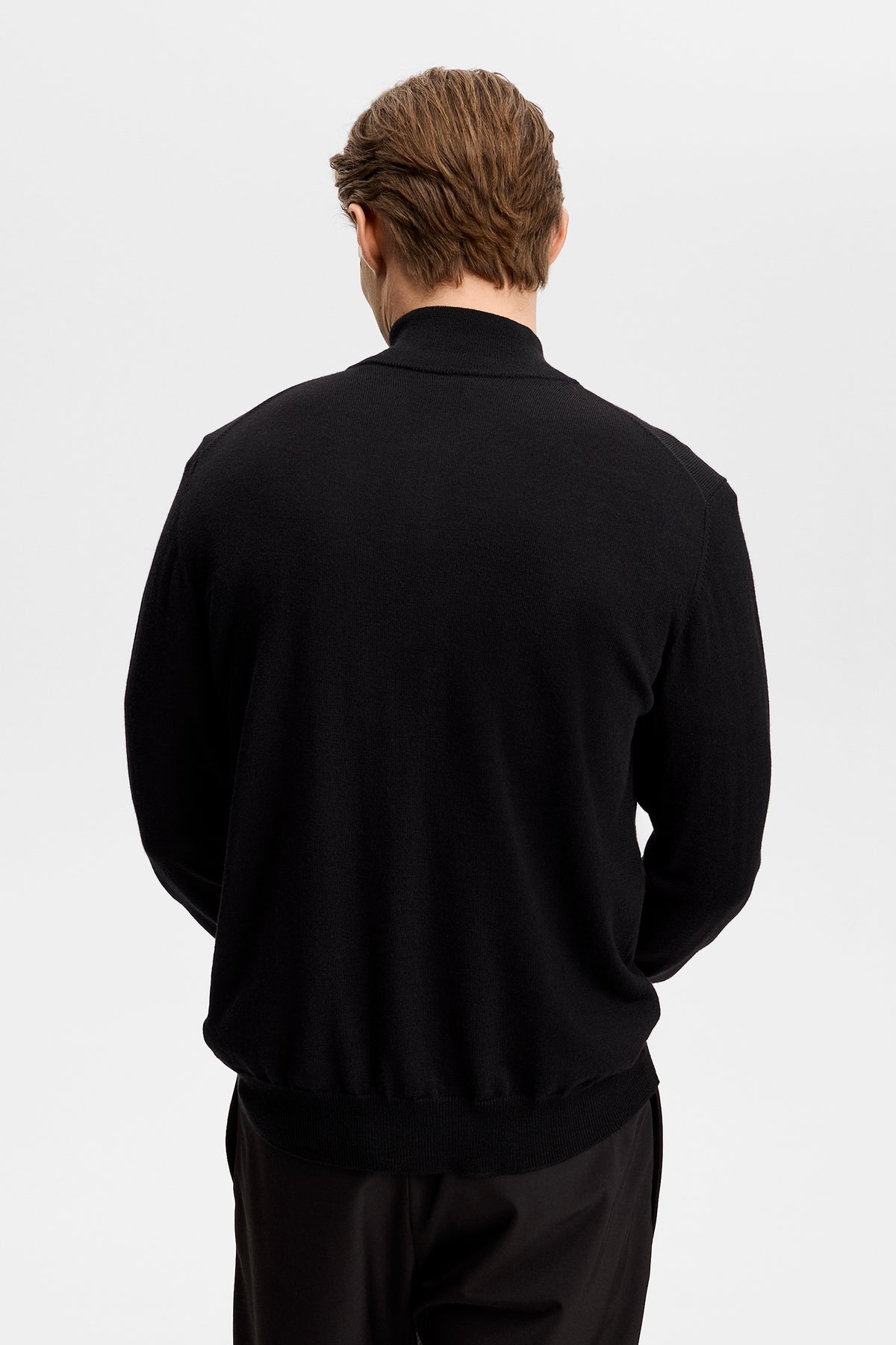 Kiyan Quarter Zip Sweater in Black by J.Lindeberg