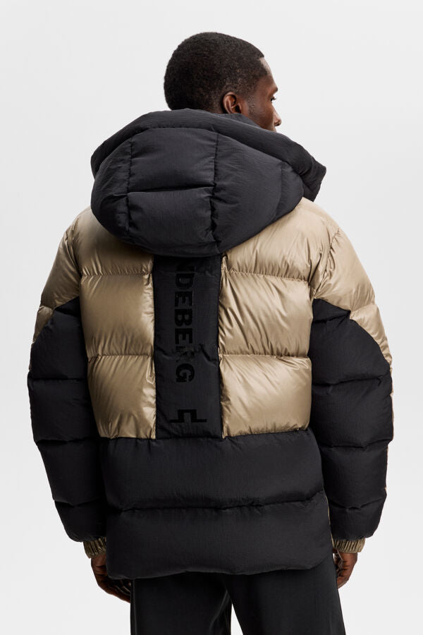 Creek Block Down Jacket / Black