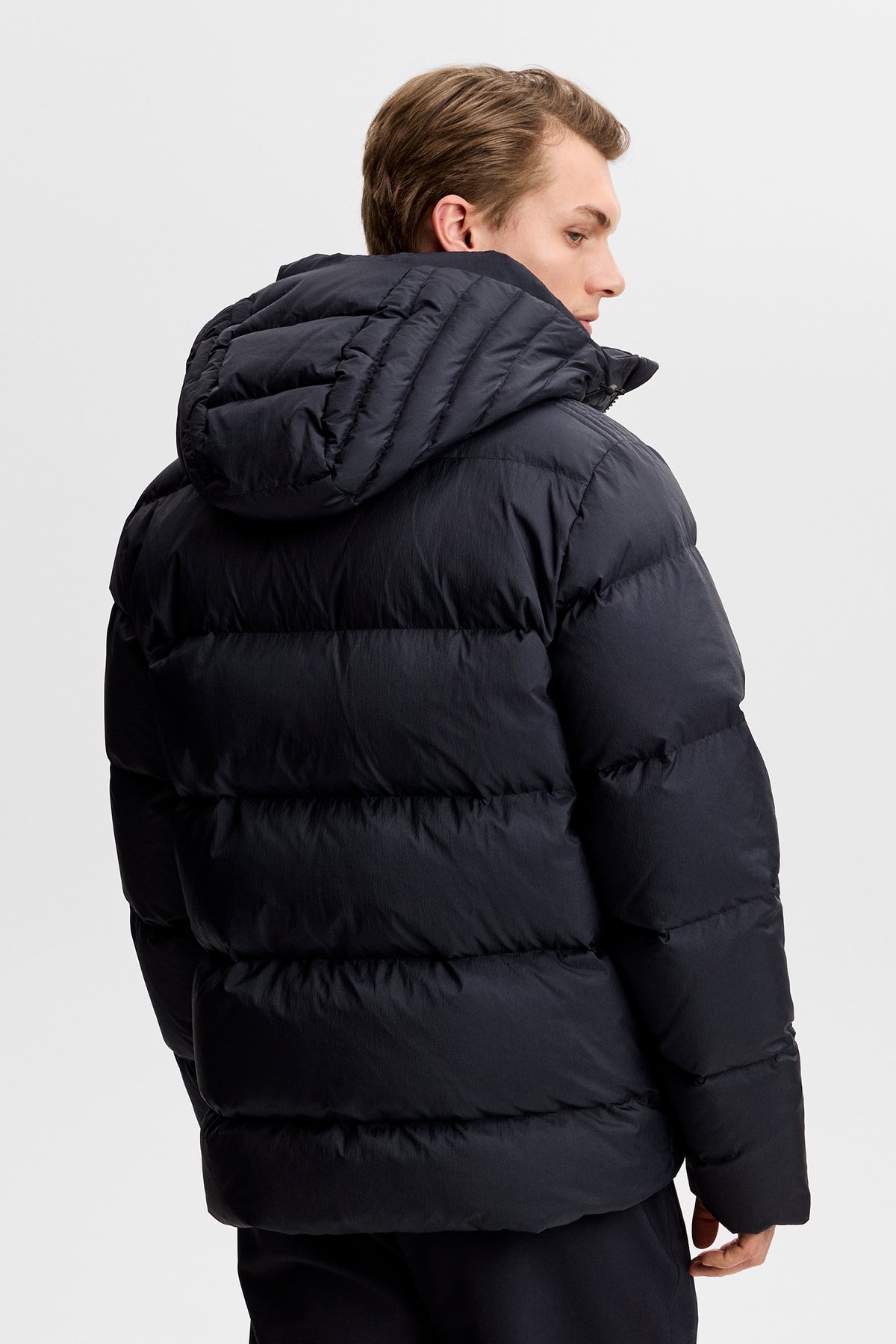 Daryl Crinkle Down Jacket in JL Navy by J.Lindeberg