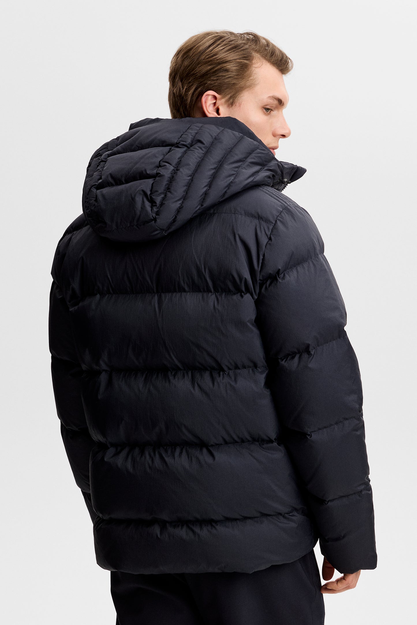 Daryl Crinkle Down Jacket in JL Navy by J.Lindeberg