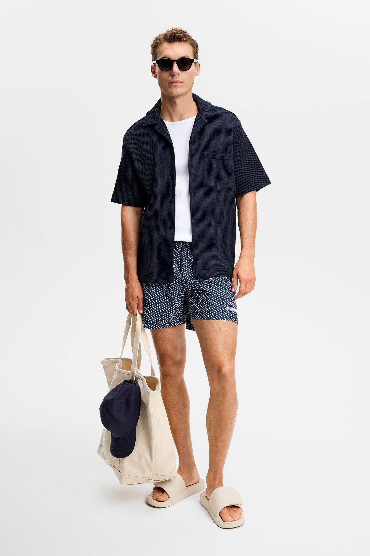 Banks Ladder Print shorts in Ladder Estate Navy S by J.Lindeberg