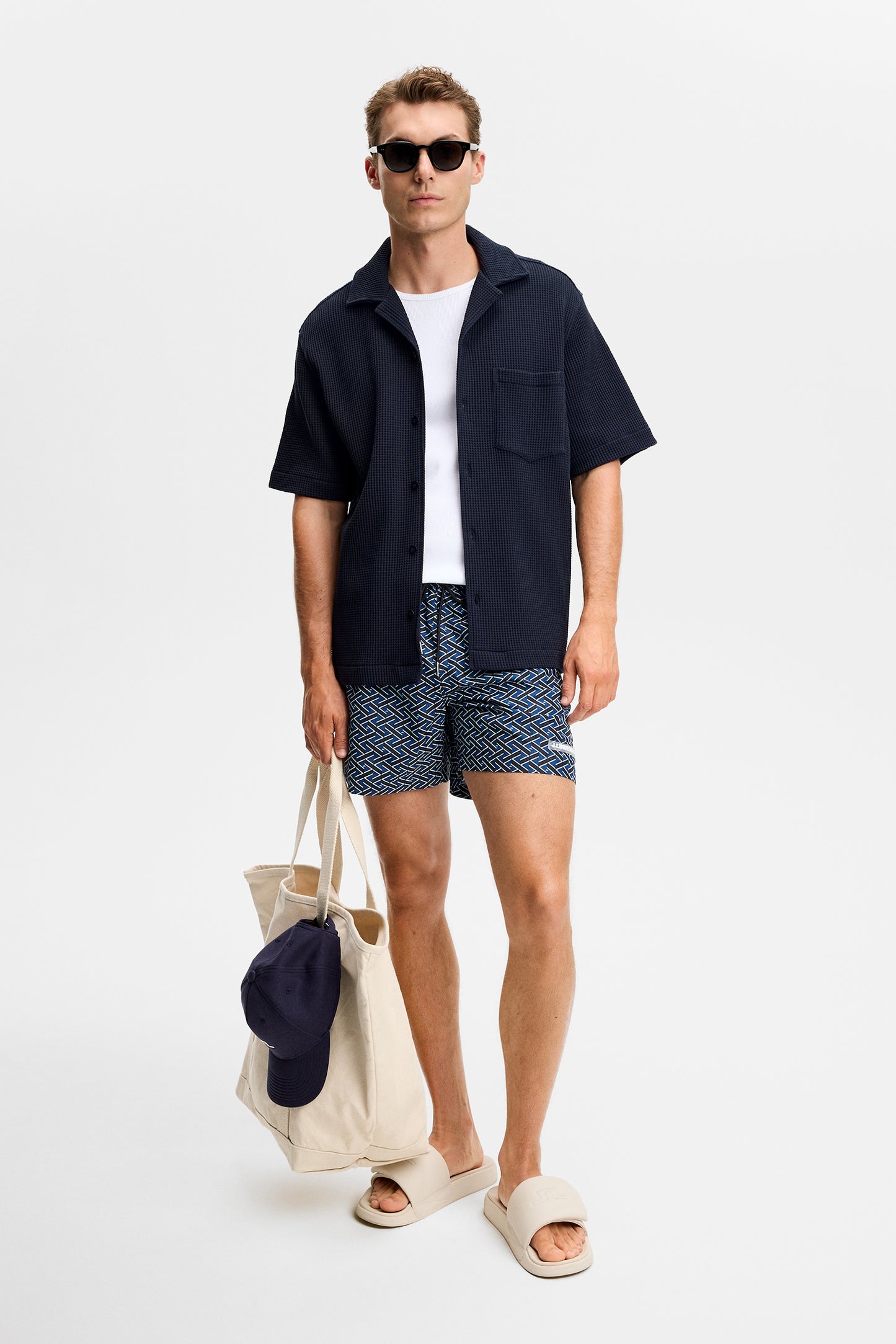 Banks Ladder Print shorts in Ladder Estate Navy S by J.Lindeberg