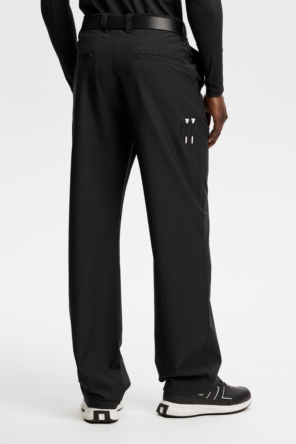 Devyn Pant in Black by J.Lindeberg