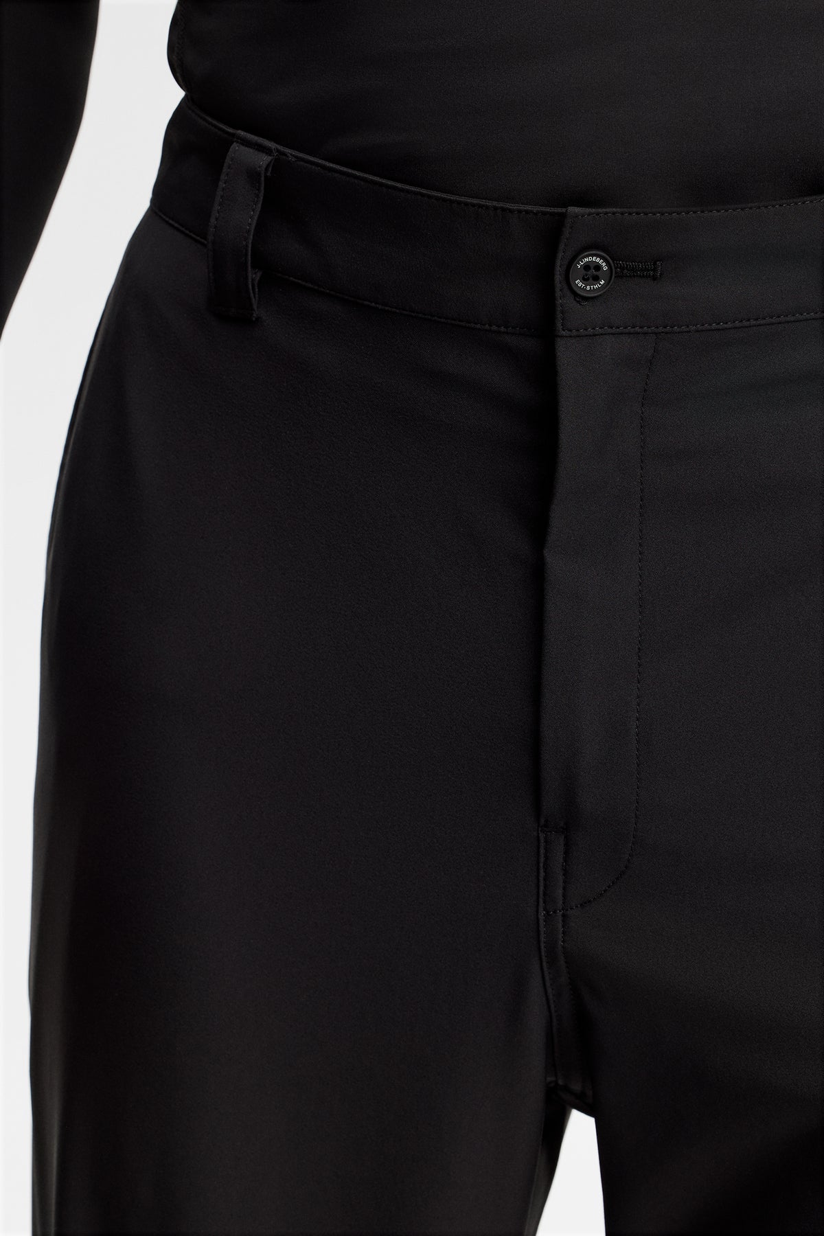 Devyn Pant in Black by J.Lindeberg