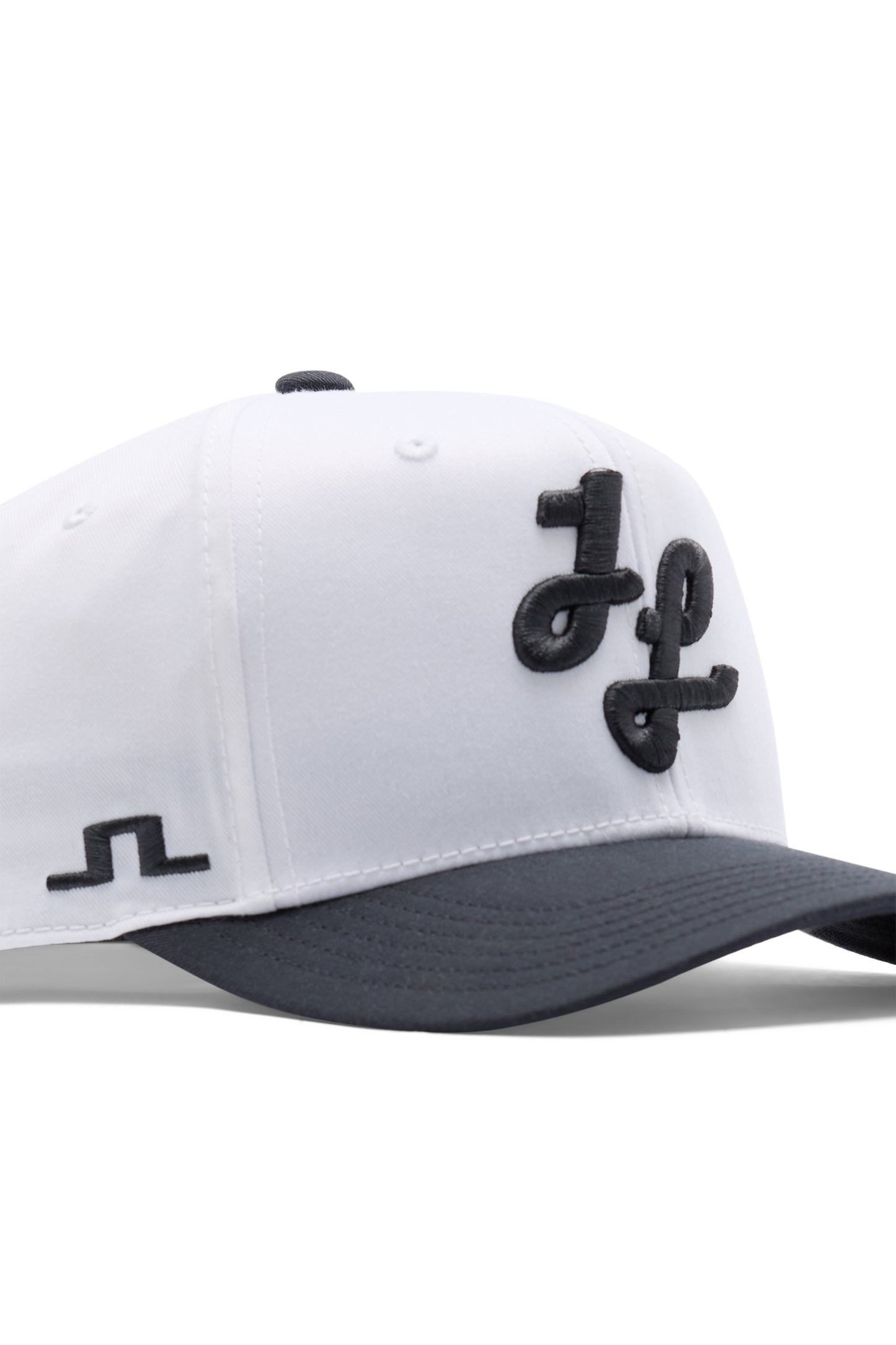 Boyd Cap in White by J.Lindeberg