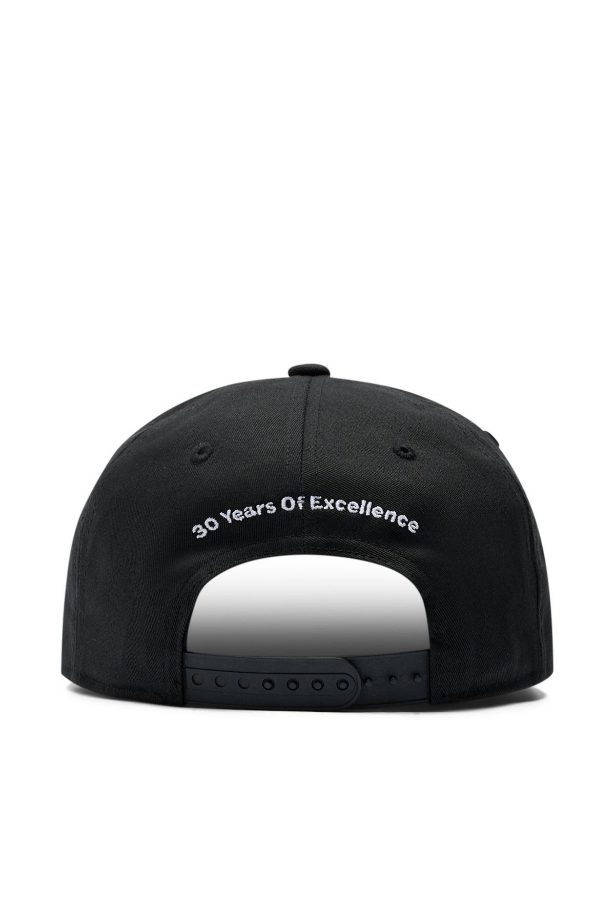 30Y Cap in Black by J.Lindeberg