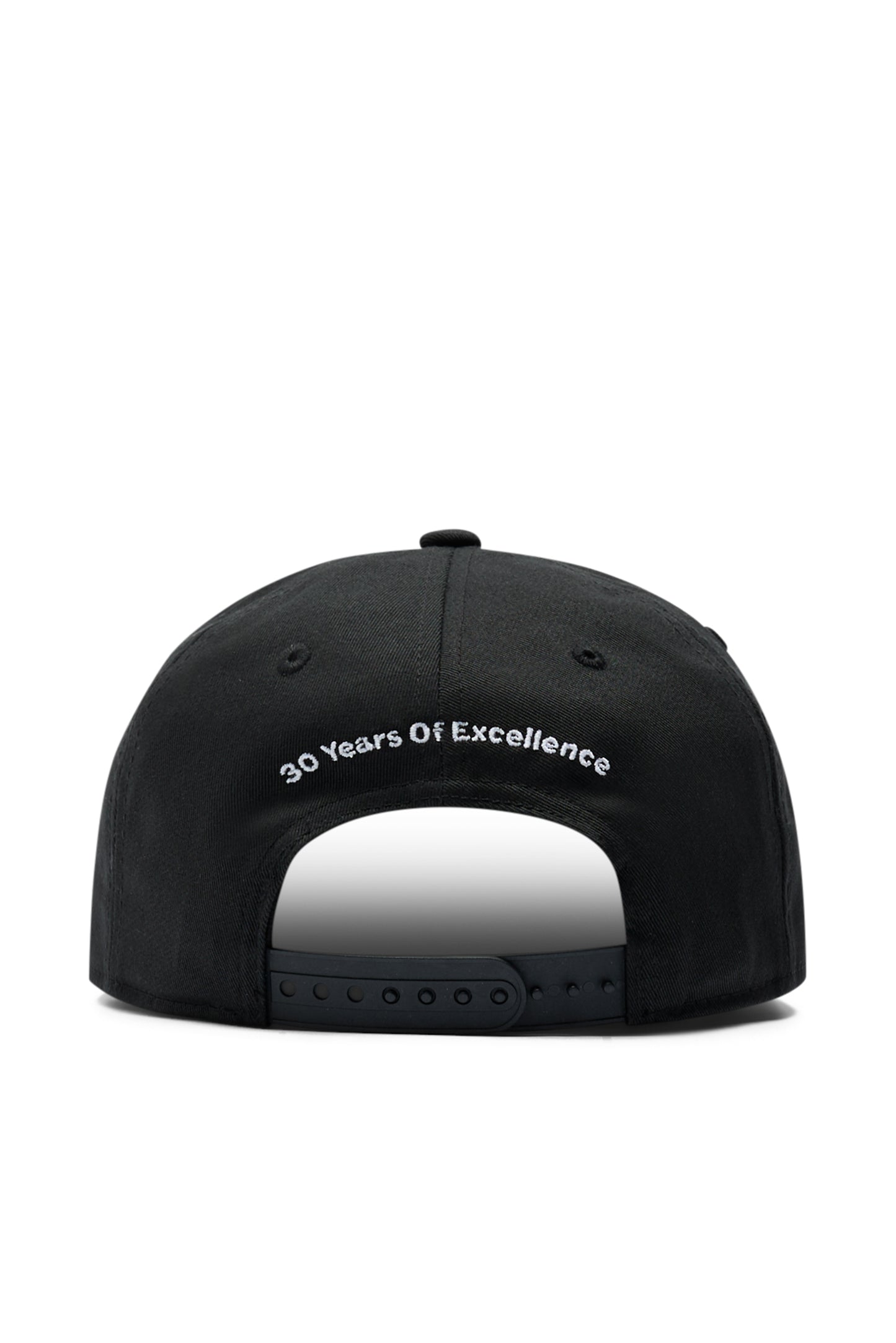 30Y Cap in Black by J.Lindeberg