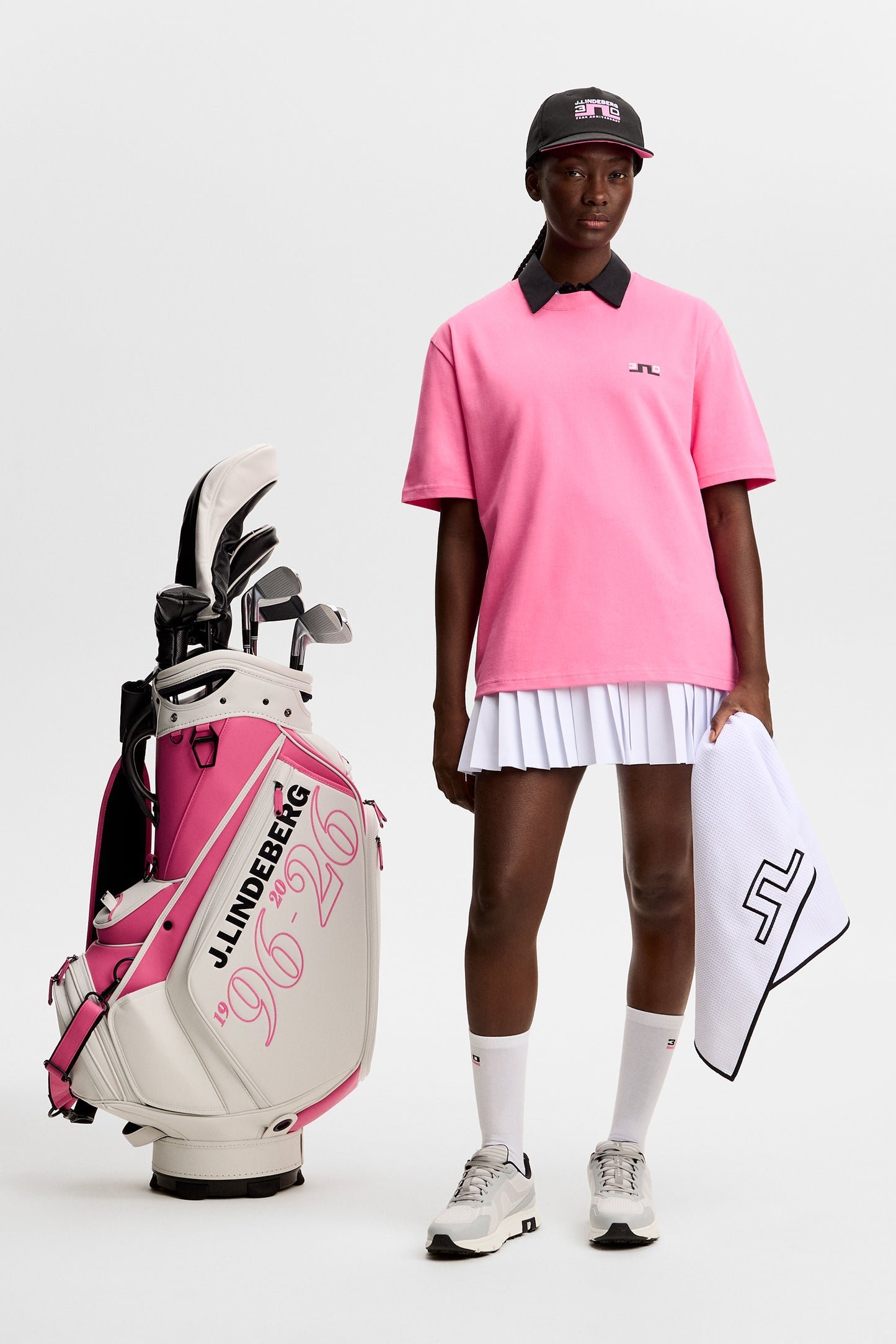 30Y Hale T-shirt in Azalea Pink by J.Lindeberg