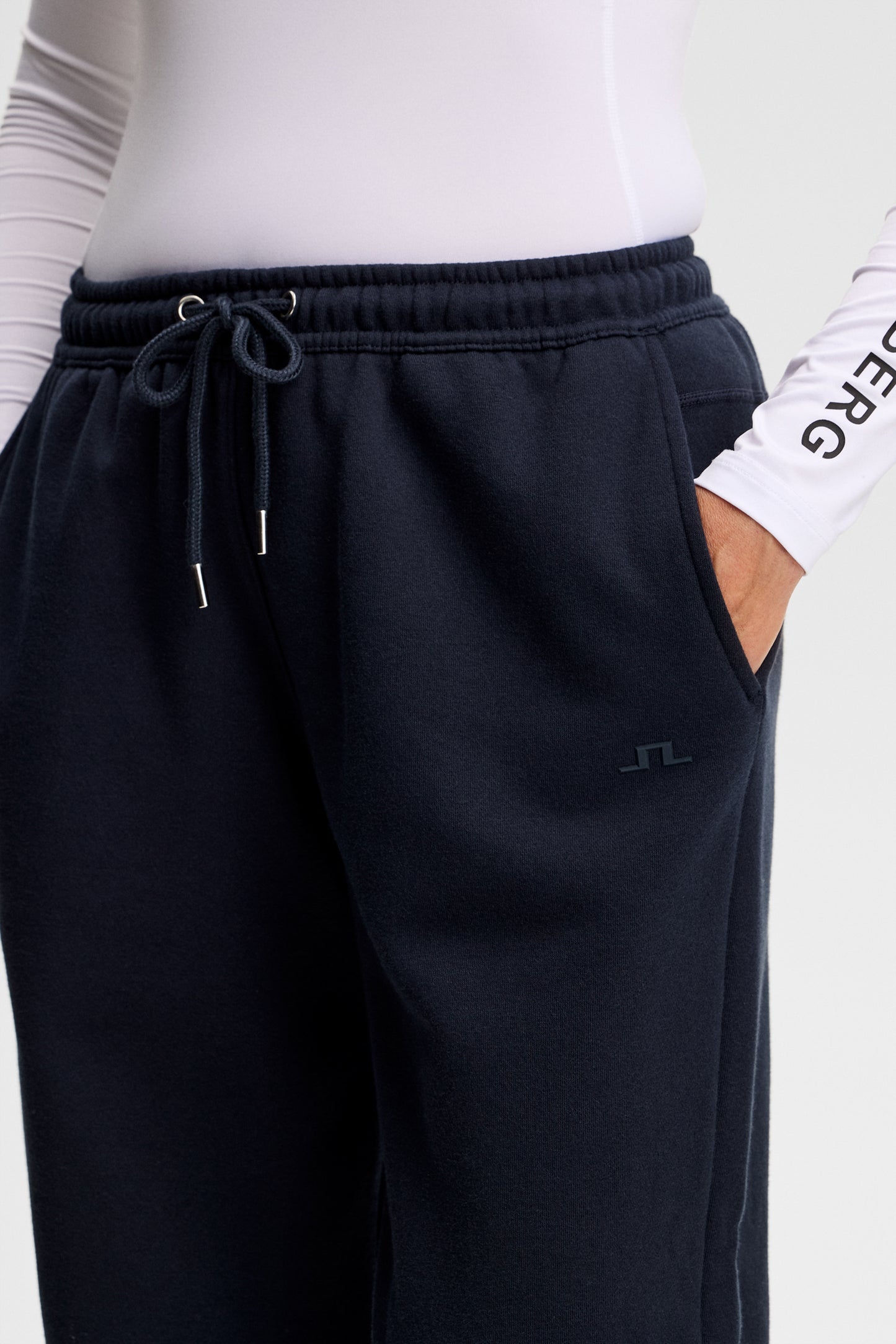 Nova Pant in JL Navy by J.Lindeberg