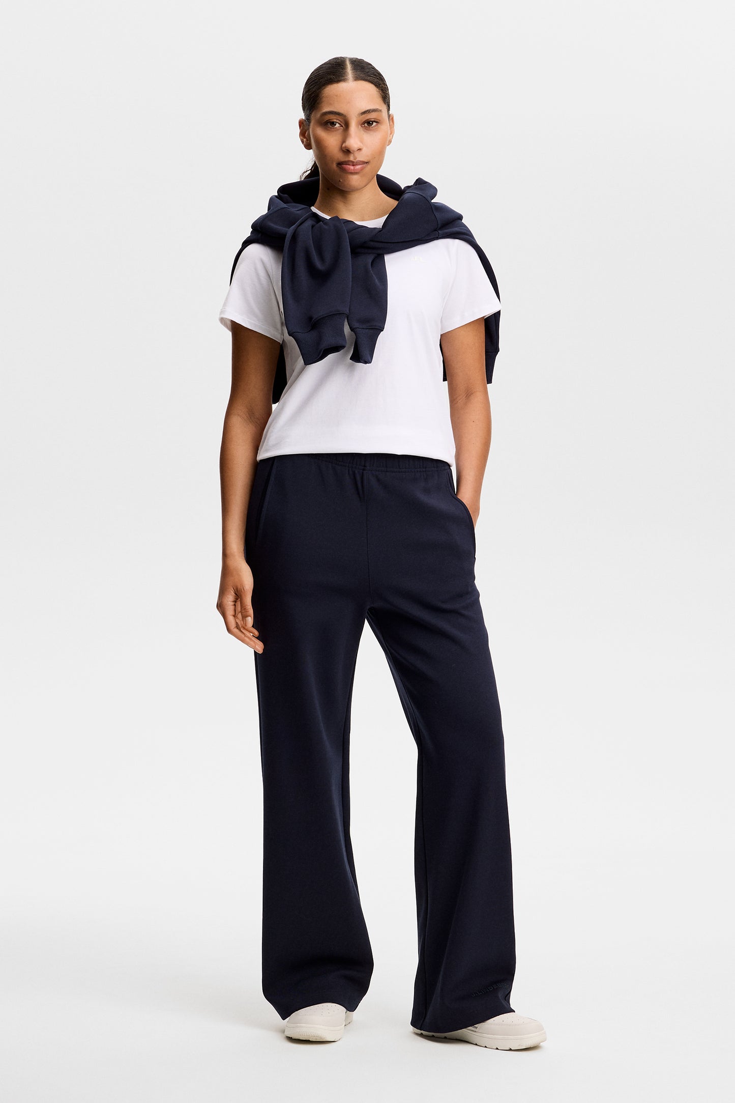 Cove Sweatpants in JL Navy by J.Lindeberg