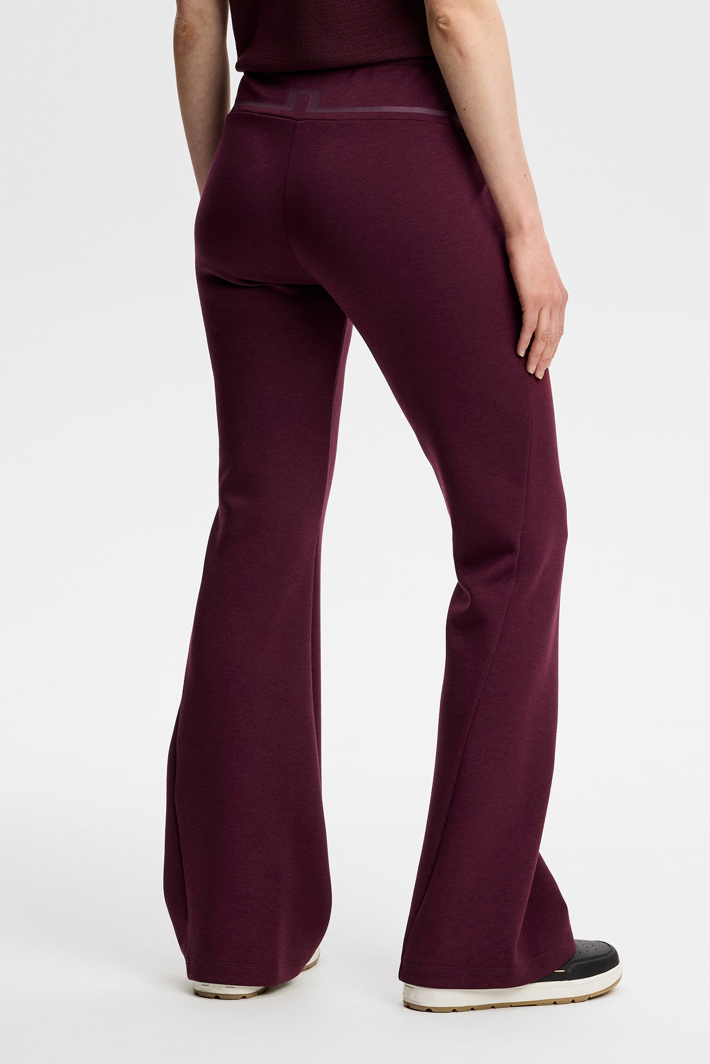 Aura Flare Pants in Winetasting by J.Lindeberg