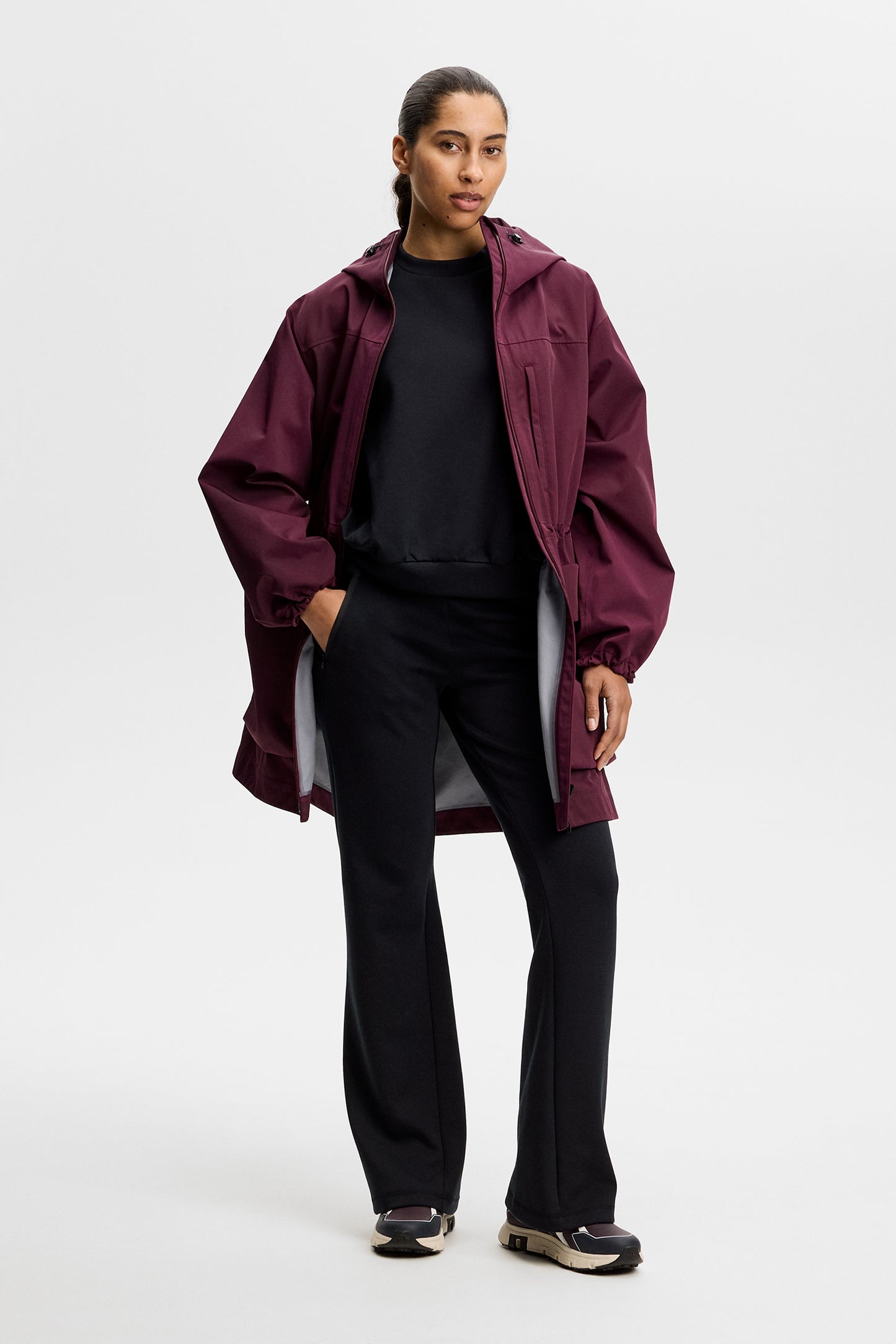 Aura Crew Neck in Black by J.Lindeberg